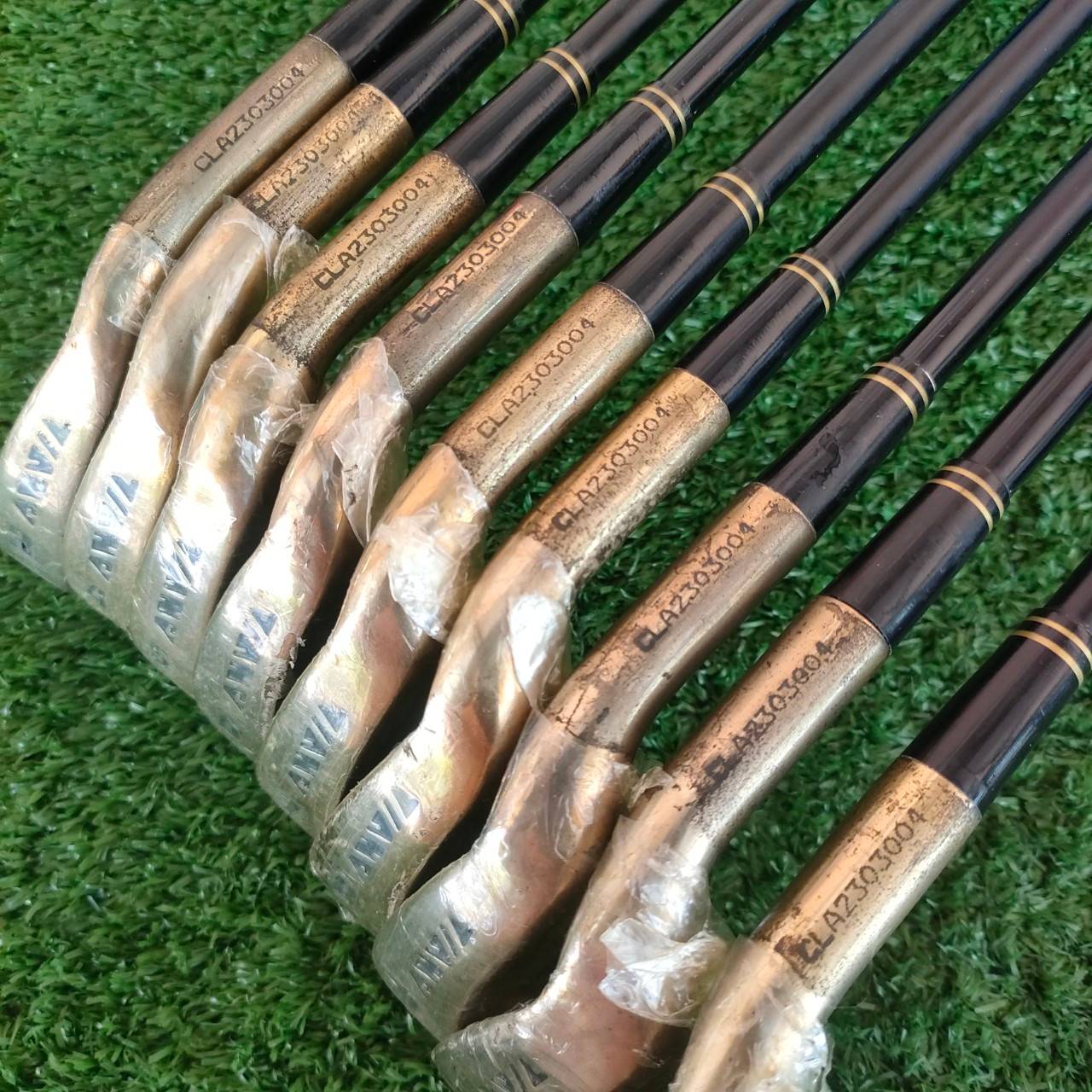 ชุดเหล็ก GARY PLAYER ANVIL CLASSIC ของใหม่!!! มีเหล็ก 3-9 เเละ PW SW ก้าน ANVIL HMG 45 FLEX C ก้านค่อนข้างอ่อน ตีสบายๆ!! ไม้กอล์ฟมือหนึ่ง ของแท้ BY NakaraLuxurious