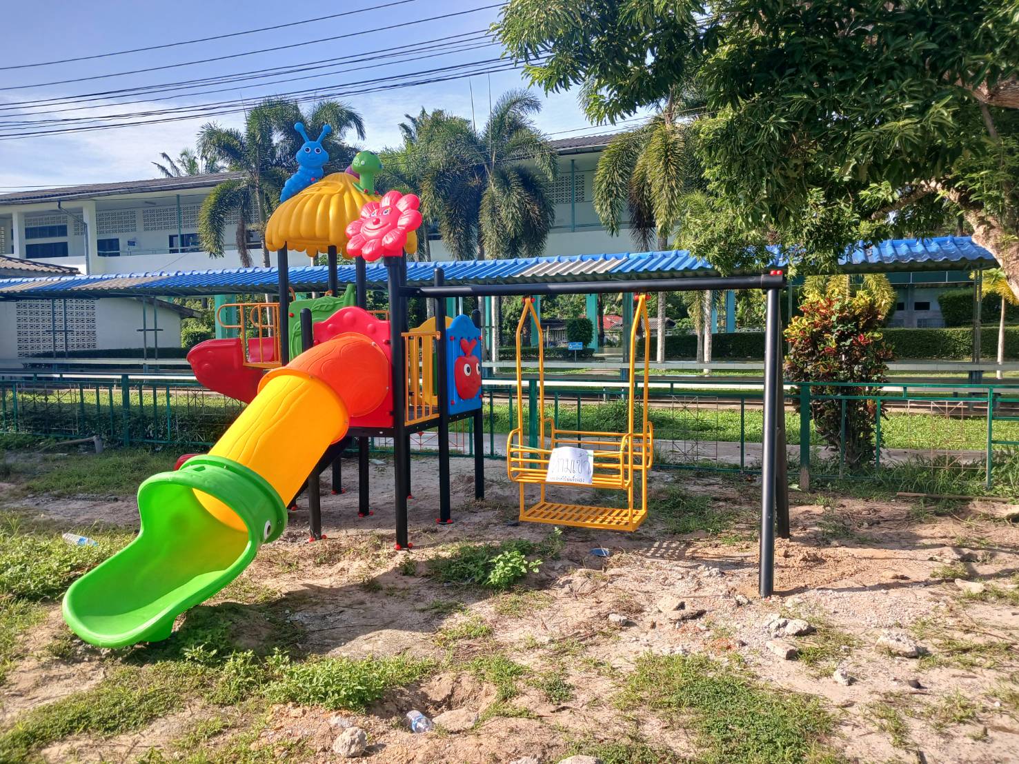 ส่งติดตัั้งฟรี เครื่องเล่นสนามกลางแจ้ง ชุดหลังคาหนอน ,สไลเดอร์ใหญ่,ครุภัณฑ์สนามเด็กเล่น,งบ.สพฐ,โครงการโรงเรียนประชารัฐ, เครื่องเล่นสนามระดับก่อนประถมศึกษา, งบประมาณ80,000