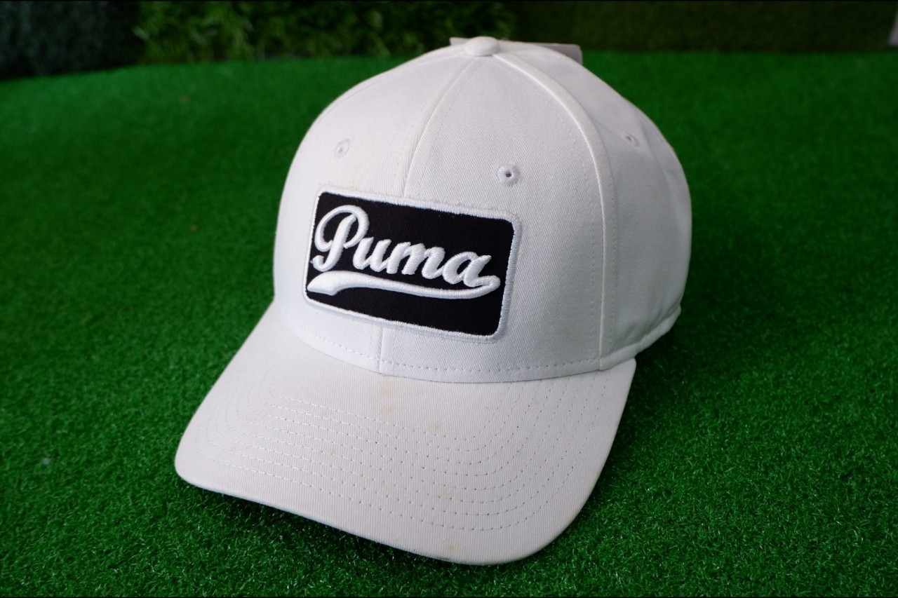 หมวกกอล์ฟ PUMA สีขาว