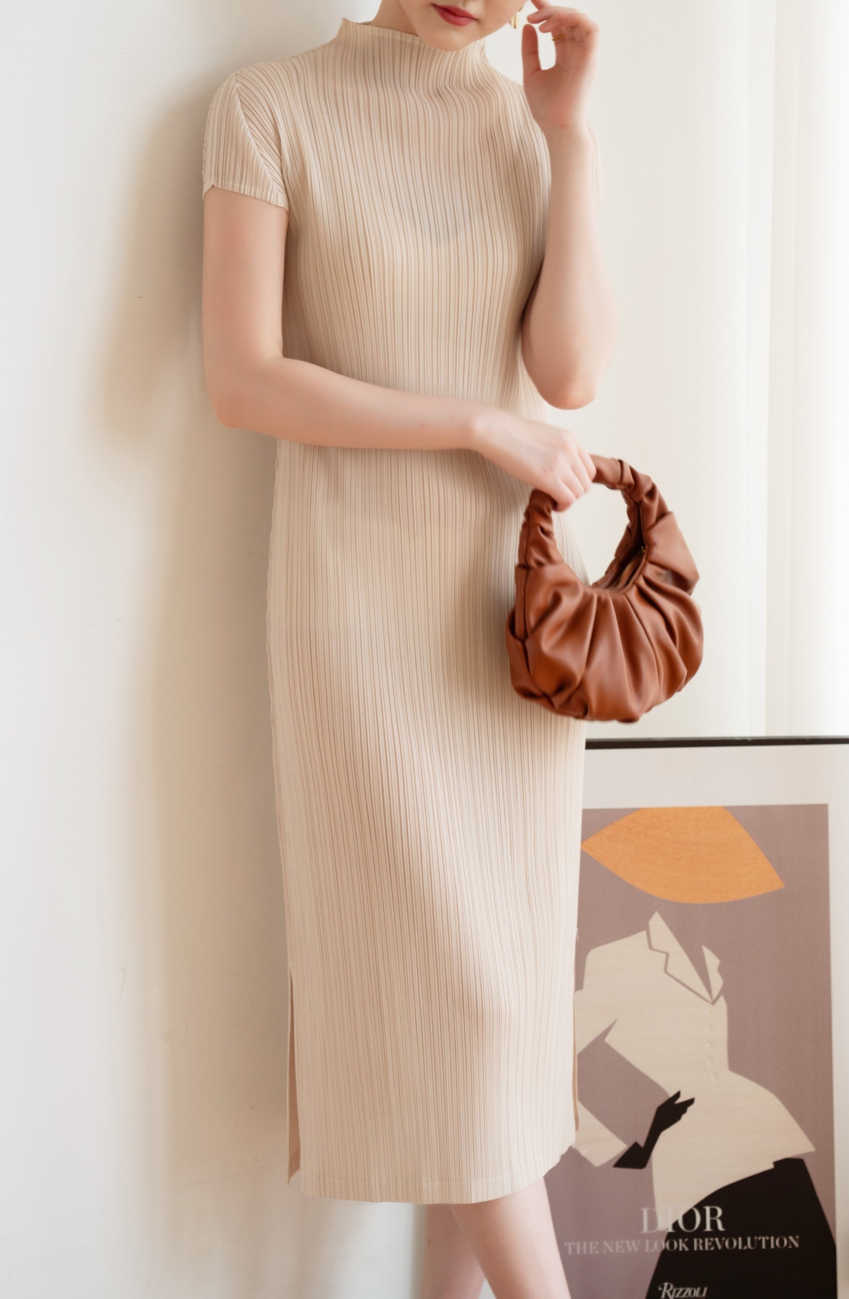 2MUAY GJO7876 เดรสพลีทคุณภาพ HIGH NECK CAP SLEEVE PLEAT DRESS 10 สี FREE SIZE