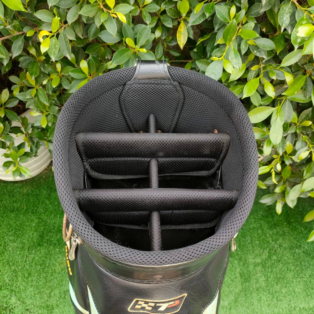 ถุงกอล์ฟ TAYLORMADE มือสอง ถุง TOUR ใบใหญ่ สวยพร้อมใช้