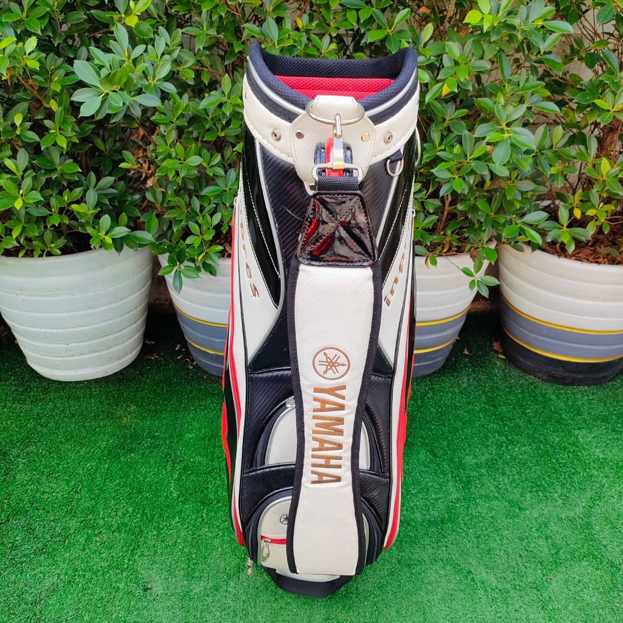 ถุงกอล์ฟ YAMAHA INPRES RMX มือสอง **มีตำหนิ คอพเวอร์ลอก**