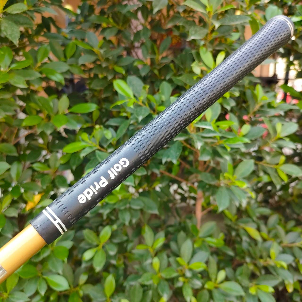ก้าน HALO TITANIUM DRIVER ความยาวเฉพาะก้าน 44 นิ้ว ก้าน สำหรับใส่หัวไม้ FLEX R ใส่กับ Driver จะได้ความยาวรวม 45 นิ้ว