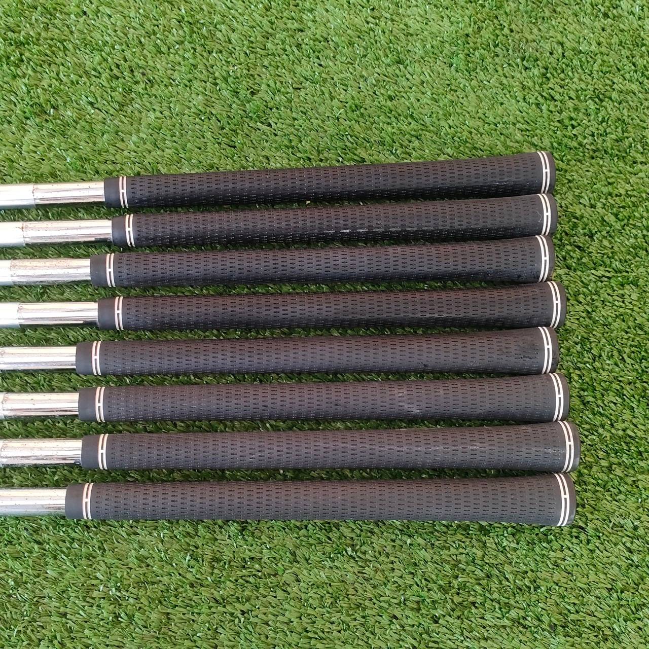 ชุดเหล็ก TAYLORMADE SUPERSTEEL BURNER มีเหล็ก 4-9 เเละ PW AW ก้าน TAYLORMADE FLEX S เหล็กคุณภาพสูงมาก Taylormade ของแท้ดั่งเดิม วัสดุแบบใส่เต็มๆ สภาพสวยมาก ตีง่ายมาก และระยะดีมากๆครับ