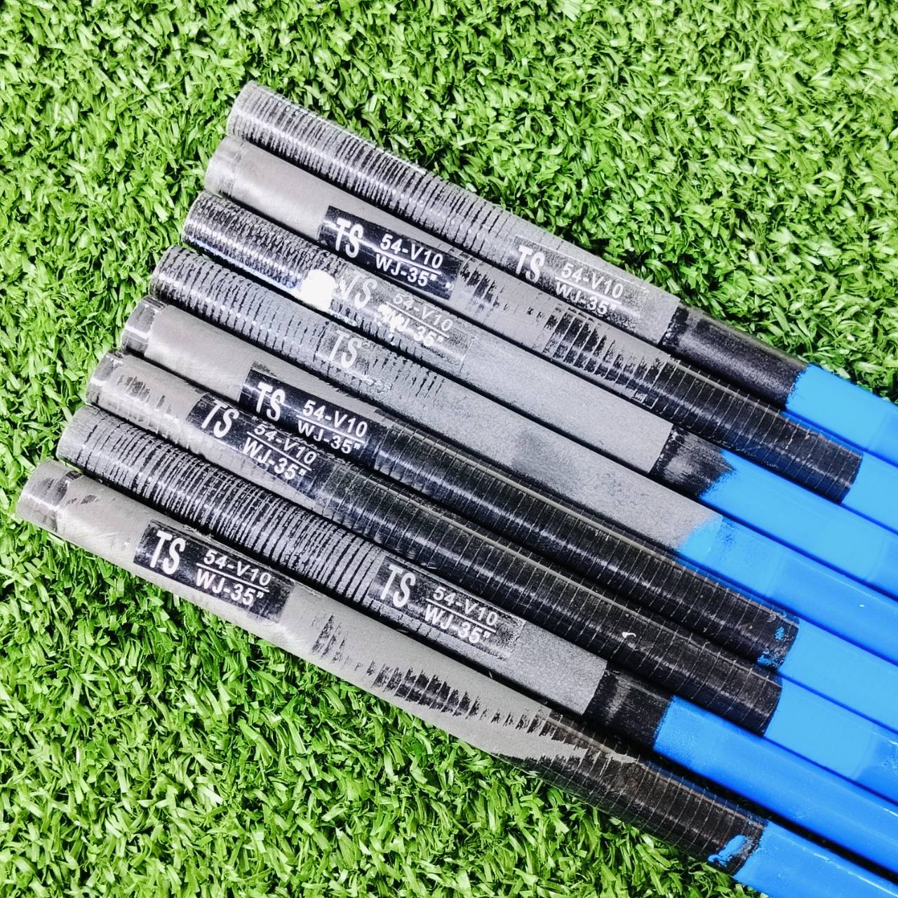 ก้านใส่ชุดเหล็กของเด็ก USKG U.S.Kids GOLF TS-54 V10 เป็นก้านของใหม่มือหนึ่ง ความยาวก้าน 35 นิ้ว ก้านไม้กอล์ฟพรีเมี่ยมมือหนึ่ง ของแท้ By NakaraLuxurious