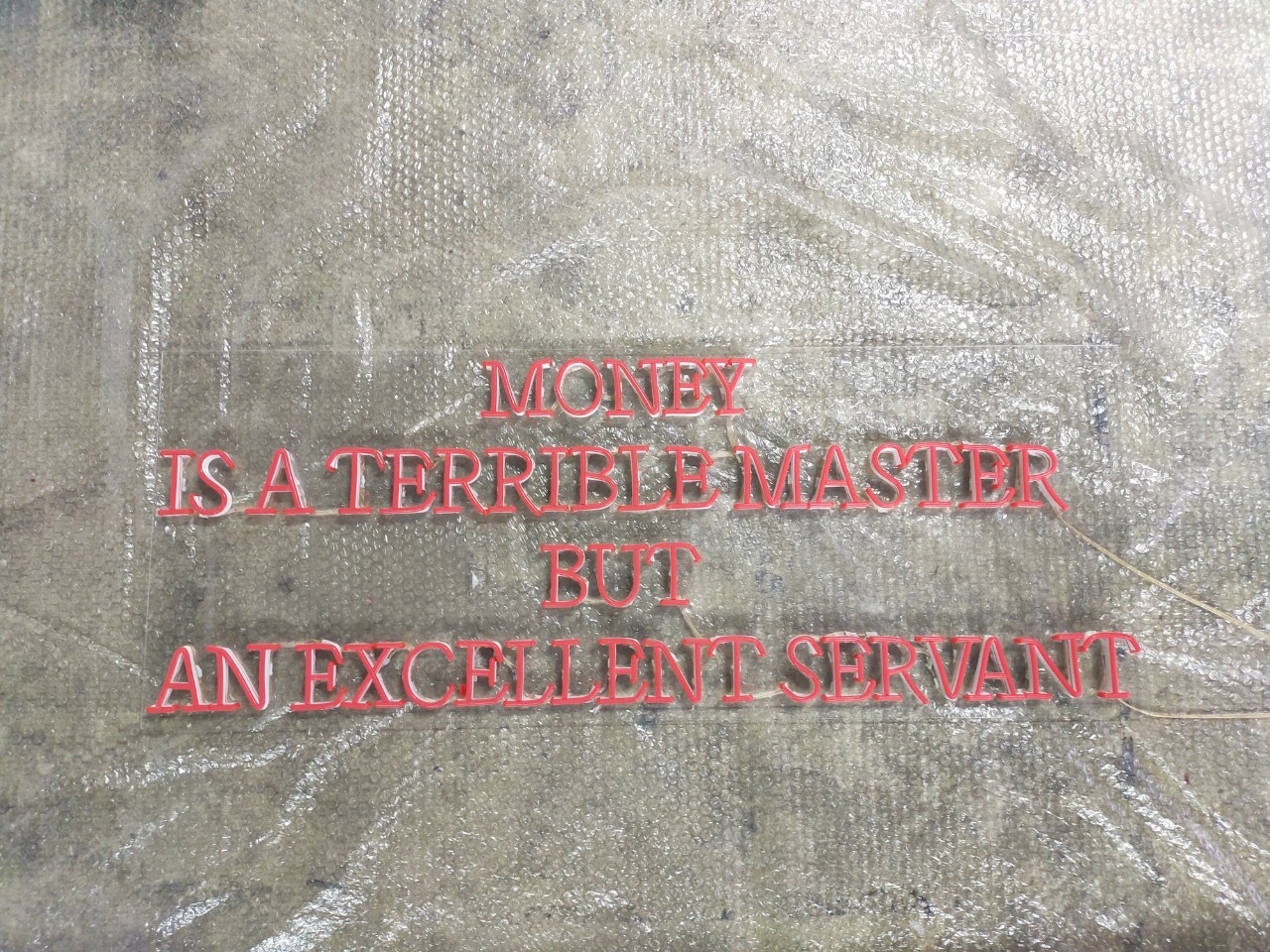 ไฟนีออน เฟค