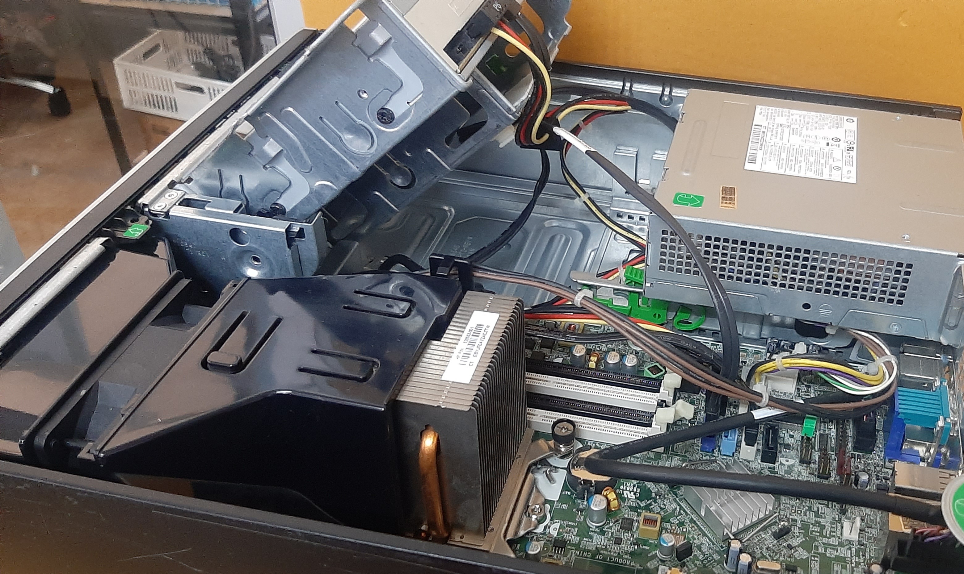 พีซีมือสอง HP Compaq 8200 SFF (i7-2600 Ram8GB HDD500GB) ประกันร้าน 1 เดือน