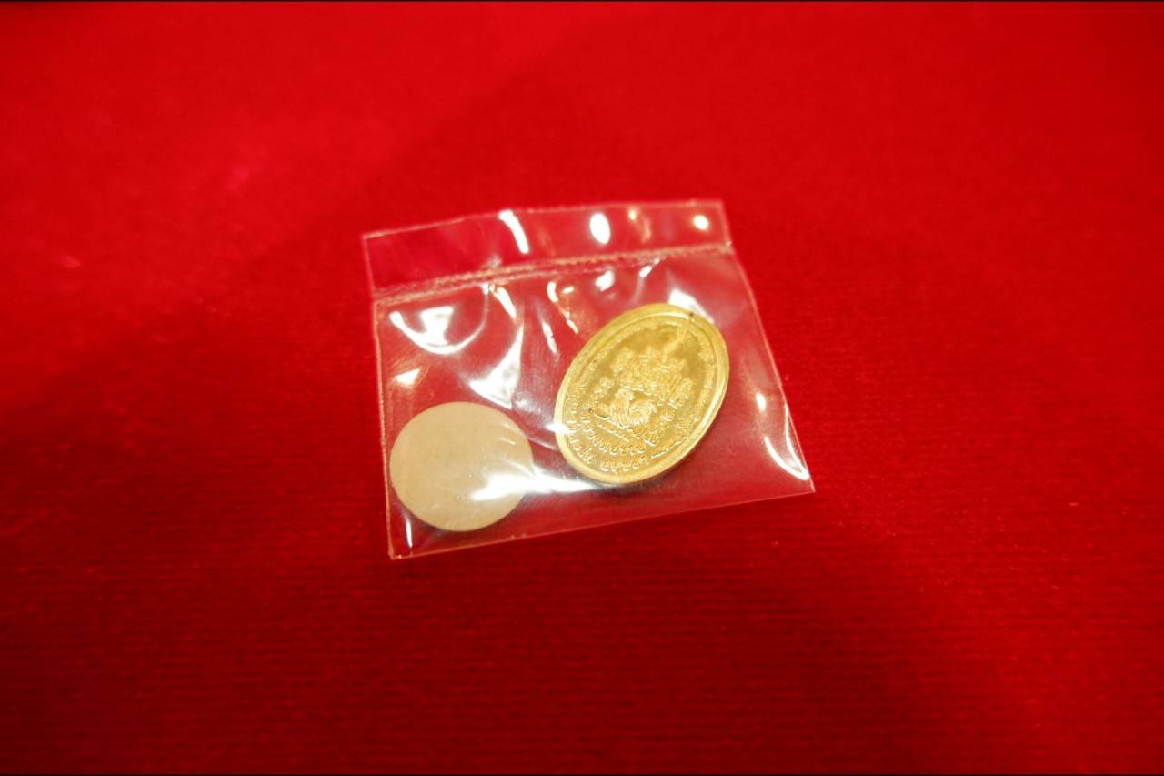 หลวงพ่อรวย วัดตะโก นาคปรก ความสนใจ ปี 2558 ชุดกรรมการเนื้อทองคำ 306