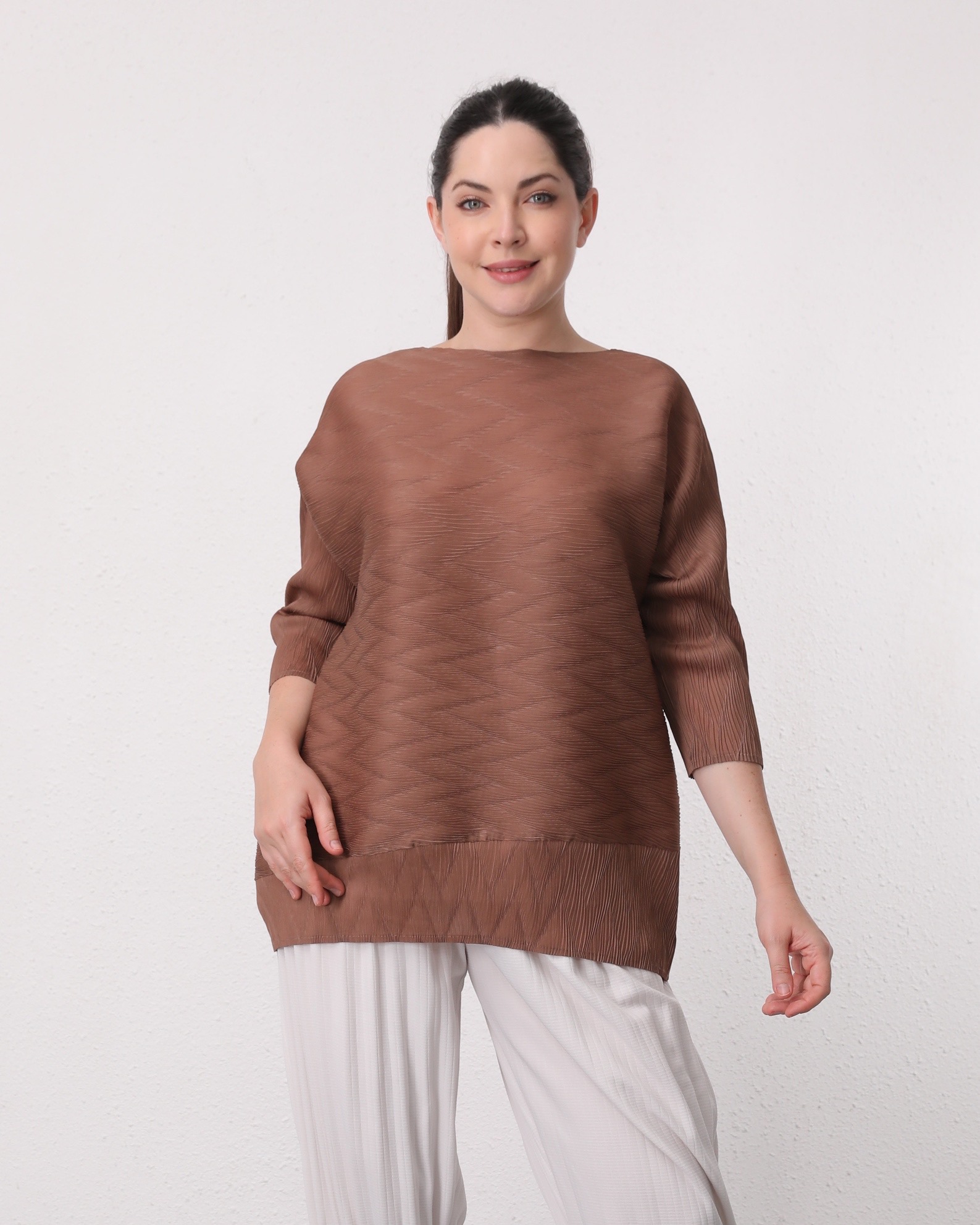 อกถึง44ยาว23นิ้ว 2MUAY รุ่น GA67807 เสื้ออัดพลีท LONG SLEEVE PLEATED TOP 8 สี FREE SIZE