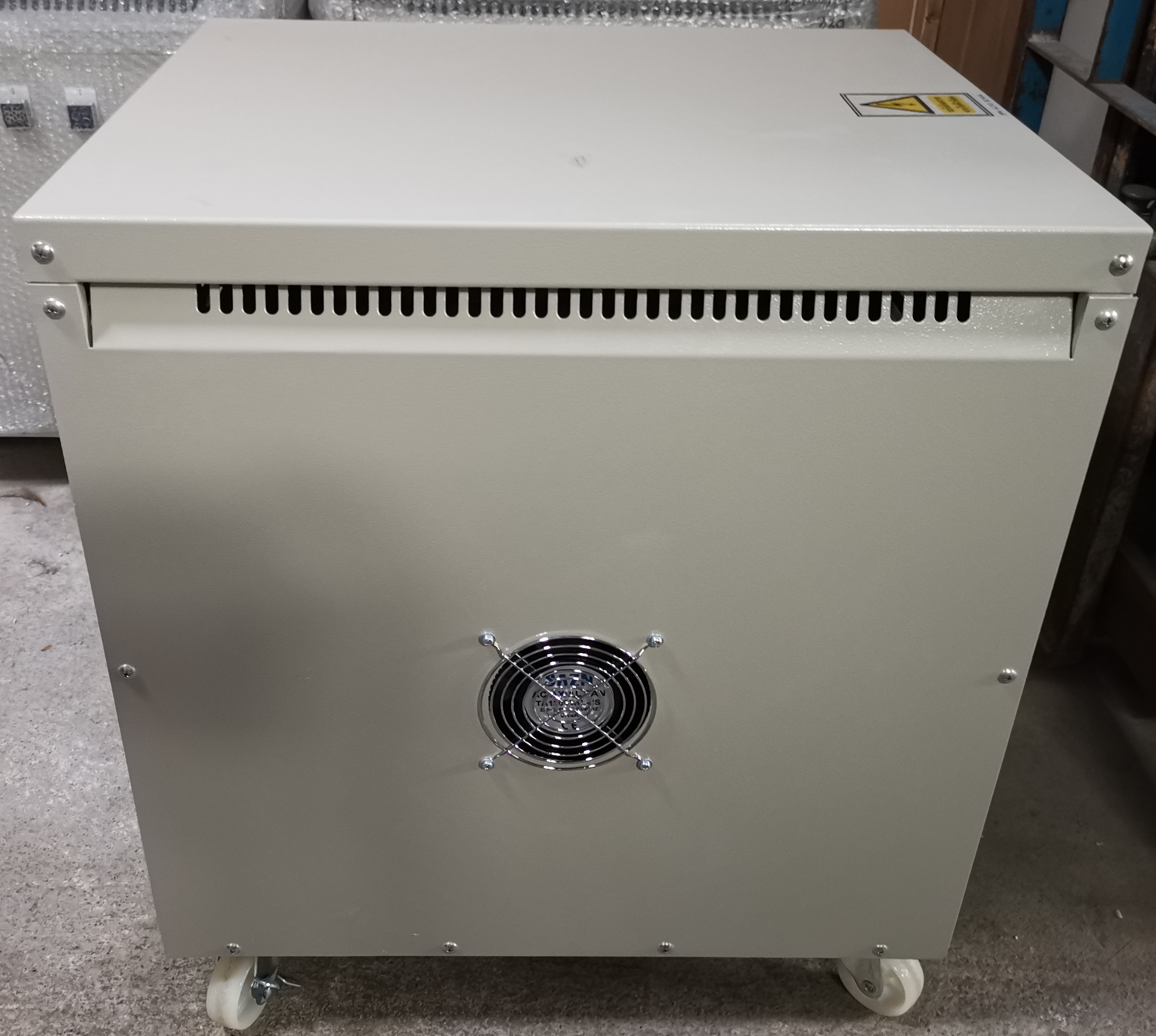 หม้อแปลงไฟฟ้า ไฟเข้า400v 380vac 3เฟส3สาย ไฟออก 220V 200V 3เฟส 3สาย +G +N