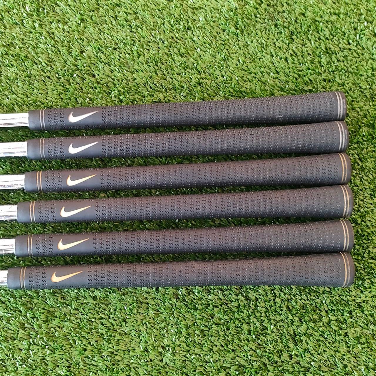 ชุดเหล็ก NIKE IGNITE มีเหล็ก 5-9 เเละ PW ก้าน IGNITE FLEX UNI ก้านสติ๊กเกอร์อยู่ครบ กริพ NIKE เดิมทั้งหมด