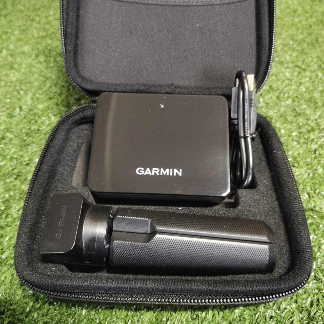 GARMIN APPROACH R10 Launch Monitor & Golf Simulator แบบพกพา ครบที่สุดในราคาที่เอื้อมถึง