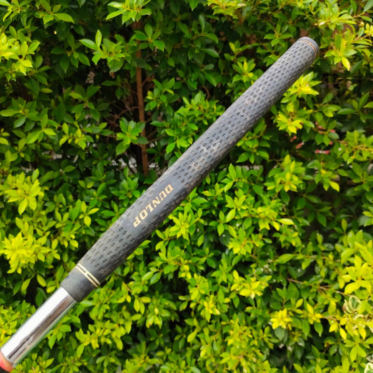 PUTTER DUNLOP LOCO PSERIES ความยาว 35 นิ้ว ก้าน LOCO **ตรงคอของพัตเตอร์ มีสนิม ** หน้าอินเสิร์ท ทั้งนุ่มและเกาะไลน์ ไม้กอล์ฟมือสอง ของแท้ BY NakaraLuxurious