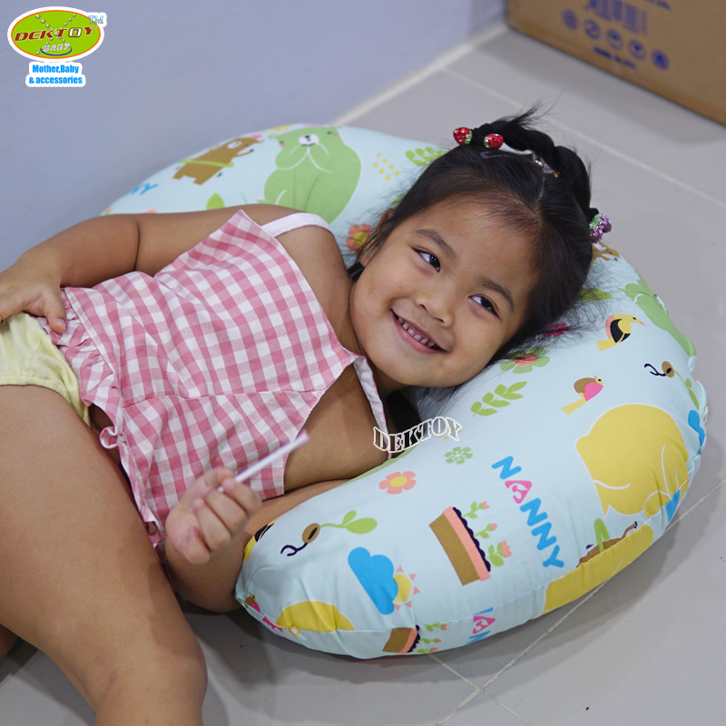 NANNY แนนนี่ หมอนรองให้นมลูกพร้อมปลอกแนนนี่ ลายN341
