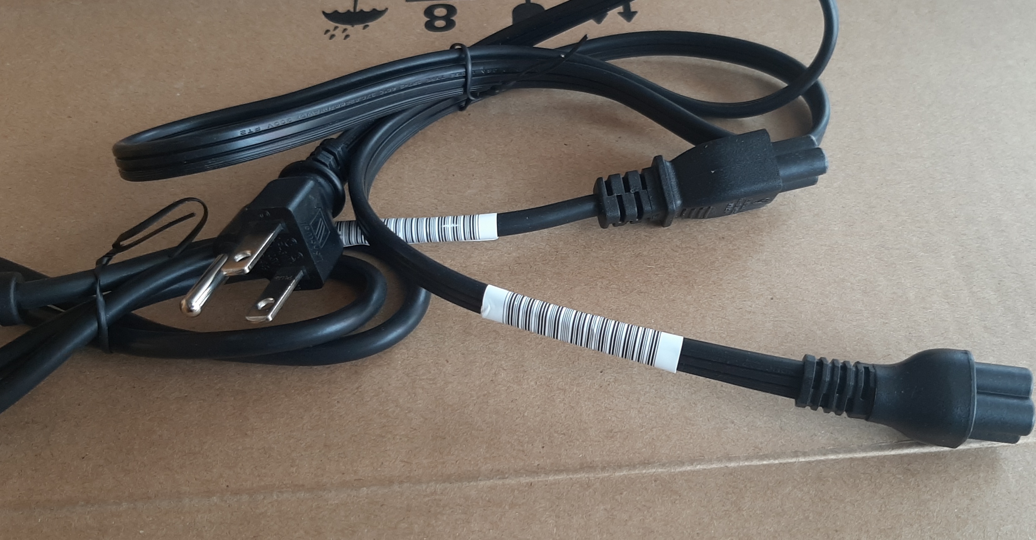 HP 2013 ultraslim docking station (D9Y32UT#ABA) มีกล่องประกันร้าน 1 วัน สภาพดี