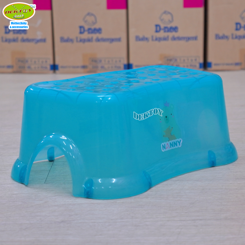 Nanny แนนนี่ เก้าอี้พลาสติก 253