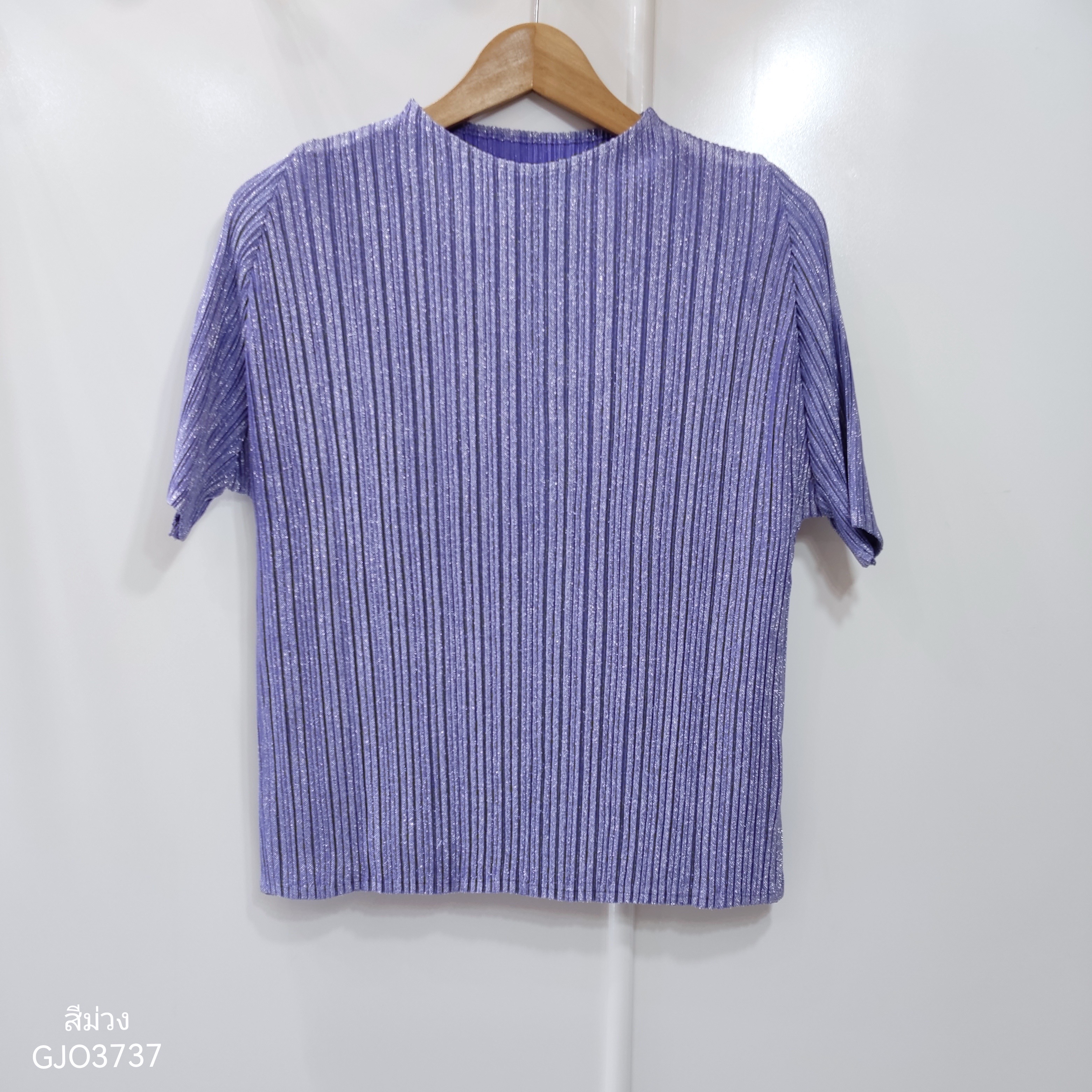 ปรับราคาลง20%!! 2MUAY รุ่น GJO3737 เสื้อพลีทคุณภาพ SHORT SLEEVE GLITTER PLEATED TOP 7 สี FREE SIZE
