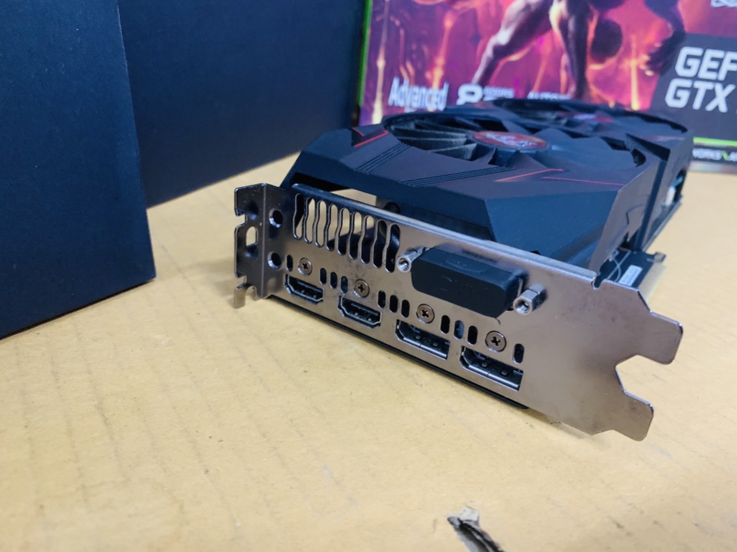 การ์ดจอ Asus GTX 1070Ti 8GB DDR5
