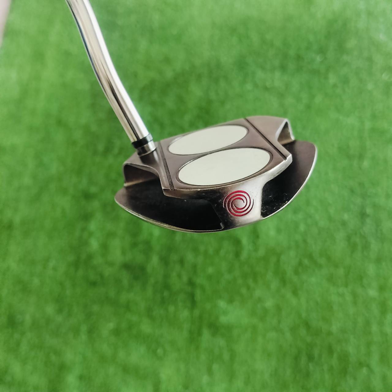 🔥 ลดล้างสต๊อค พลาดไม่ได้ 🔥 🏌️ PUTTER ODYSSEY 2-BALL V-LINE WHITE ICE ความยาว 34 นิ้ว เป็นรุ่นที่นิยมมาก ไม้กอล์ฟพรีเมี่ยมมือสอง ของแท้ By NakaraLuxurious