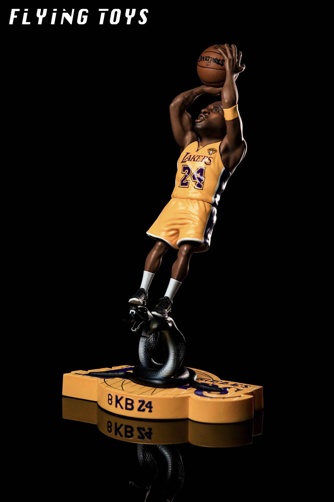 [สั่งจอง]FLYING TOYS FT-003 1/9 : Kobe Figure Statue