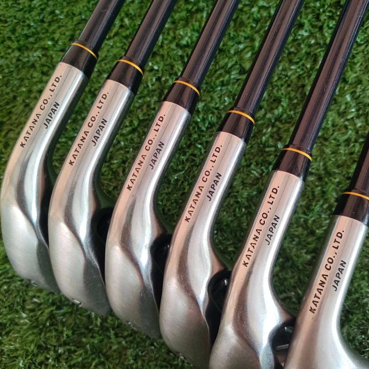 ชุดเหล็ก KATANA SWORD SL-550 มีเหล็ก 6-9 เเละ PW AW ก้าน SWORD BLUE LIGHT FLEX SR ชุดเหล็กตัวตึง!! ตีง่ายและได้ระยะมากๆ ตีไกลกว่าเหล็กทั่วไปอย่างเห็นได้ชัด!! ไม้กอล์ฟมือสอง ของแท้ BY NakaraLuxurious