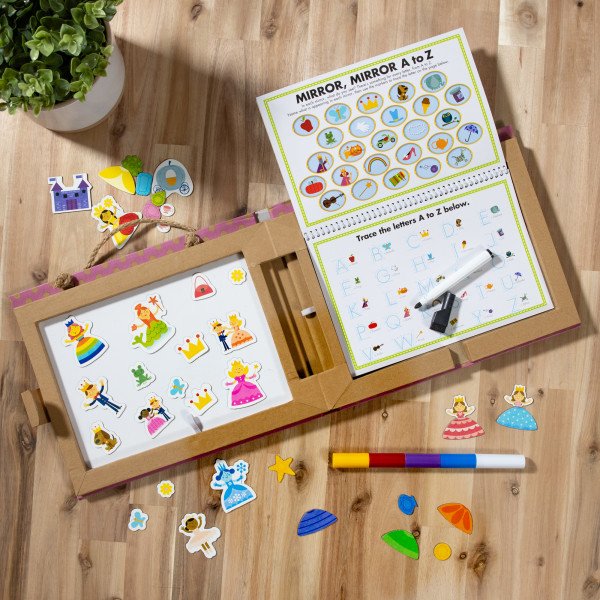 ชุดครีเอทและวาดเขียนรียูส รุ่นเจ้าหญิง Melissa & Doug Play, Draw, Create Reusable Drawing & Magnet Kit Princesses