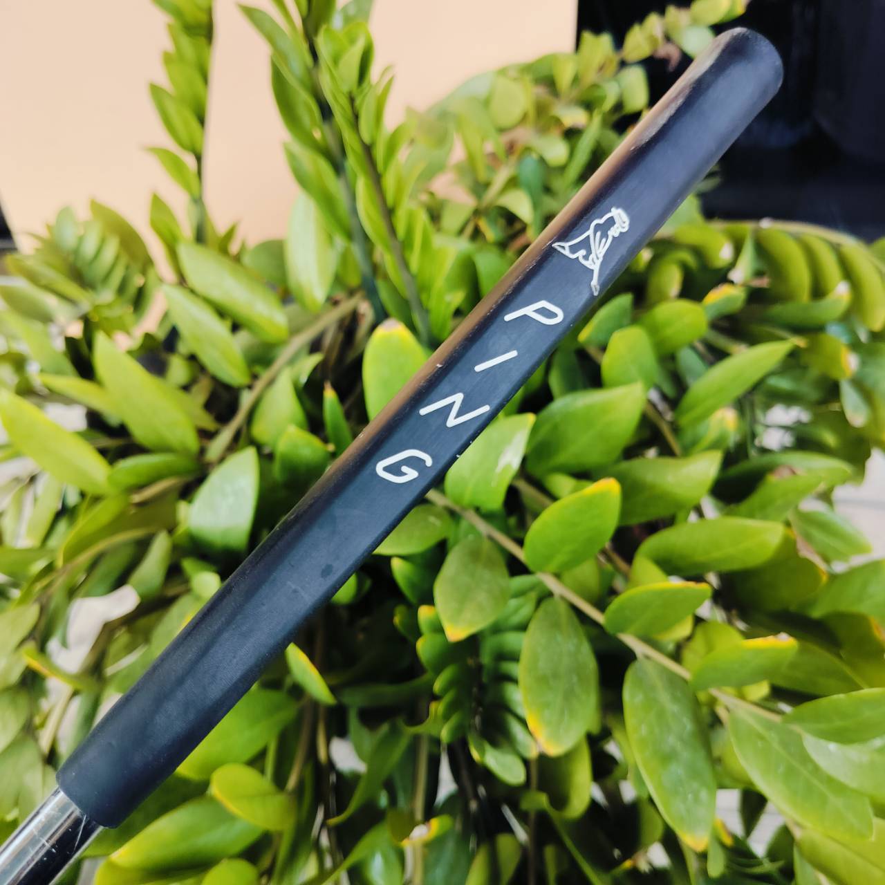 PUTTER ODYSSEY 2-BALL WHITE HOT XG ยาว 33 นิ้ว รุ่น XG เป็นหน้านุ่ม แต่มีลวดลาย เกาะไลน์ยิ่งขึ้น เล็งง่าย ชดเชยความผิดพลาดสูง ไม้กอล์ฟพรีเมี่ยมมือสอง ของแท้ By NakaraLuxurious