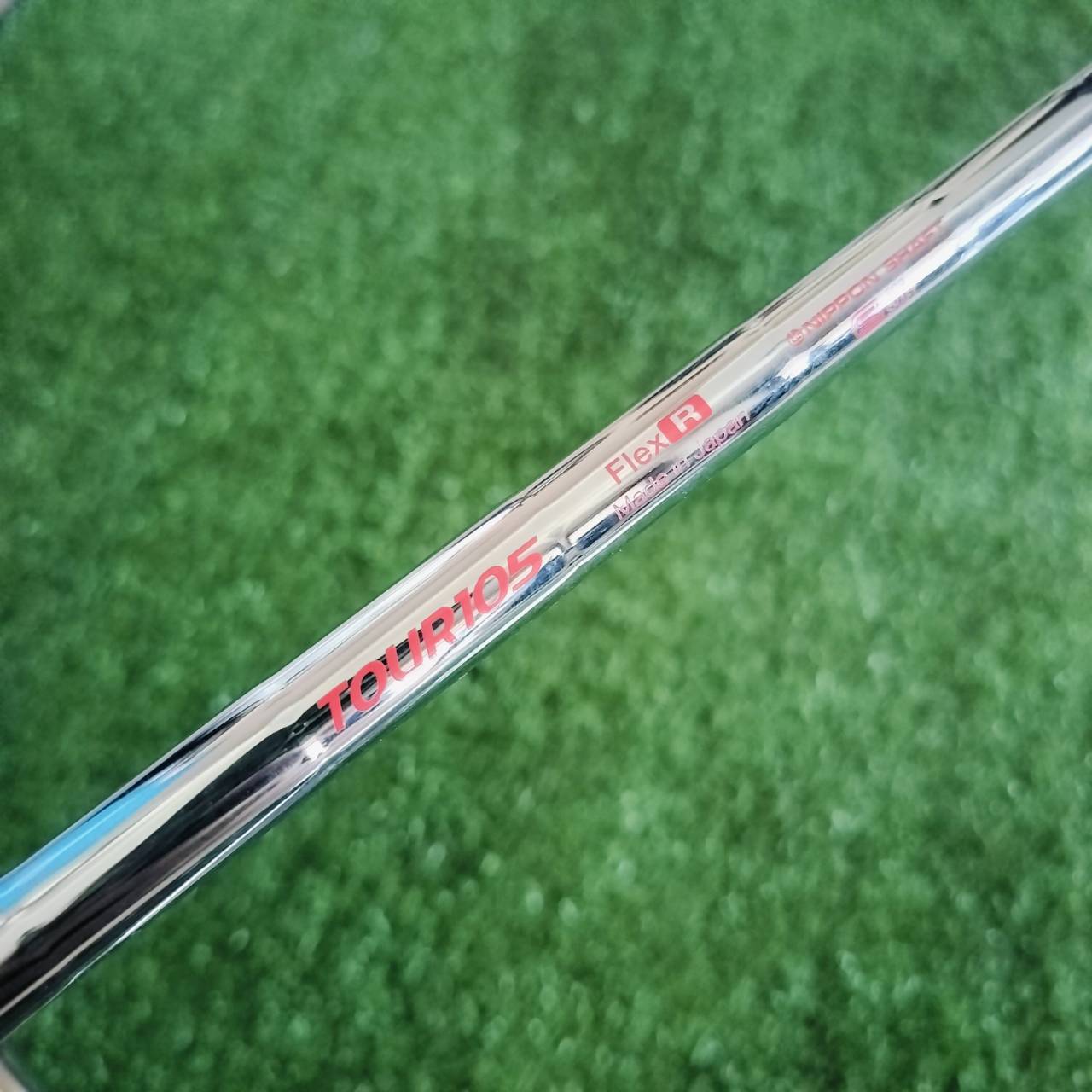 ก้าน NS PRO MODUS3 TOUR105 FLEX R คุณภาพสูงจัดๆ ติดกริพ GOLF PRIDE อย่างดี สวยจัด มาด้วยทั้งชุด คุ้มมาก!!! ความยาวเท่ากับเหล็ก 5 - 9 P มือสองสภาพงามๆ ราคานี้สุดช๊อค!!!