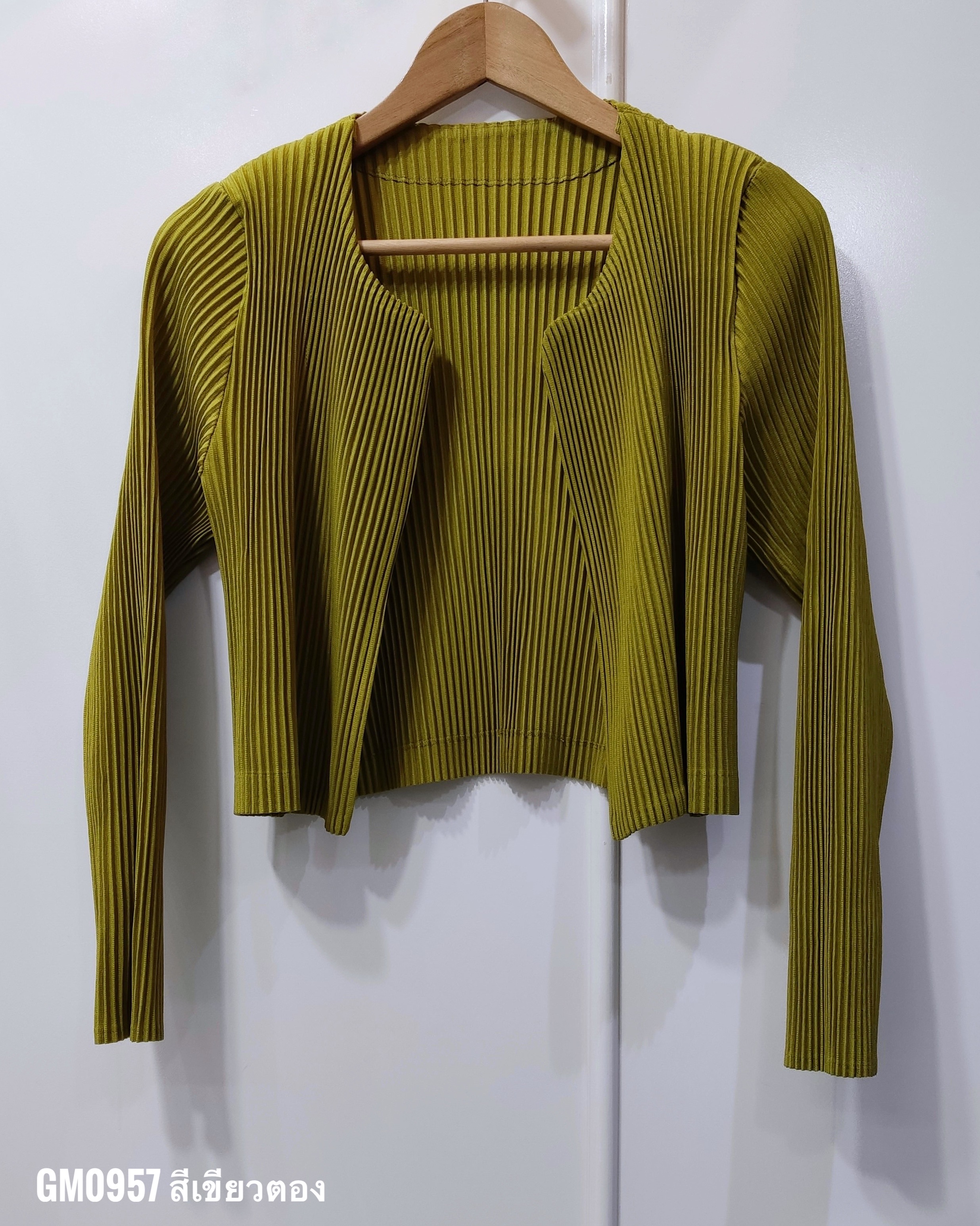 อกถึง 40 นิ้ว 2MUAY รุ่น GM0957 เสื้อคลุมอัดพลีท THICK OPEN FRONT CROP PLEATED CARDIGAN 8 สี FREE SIZE