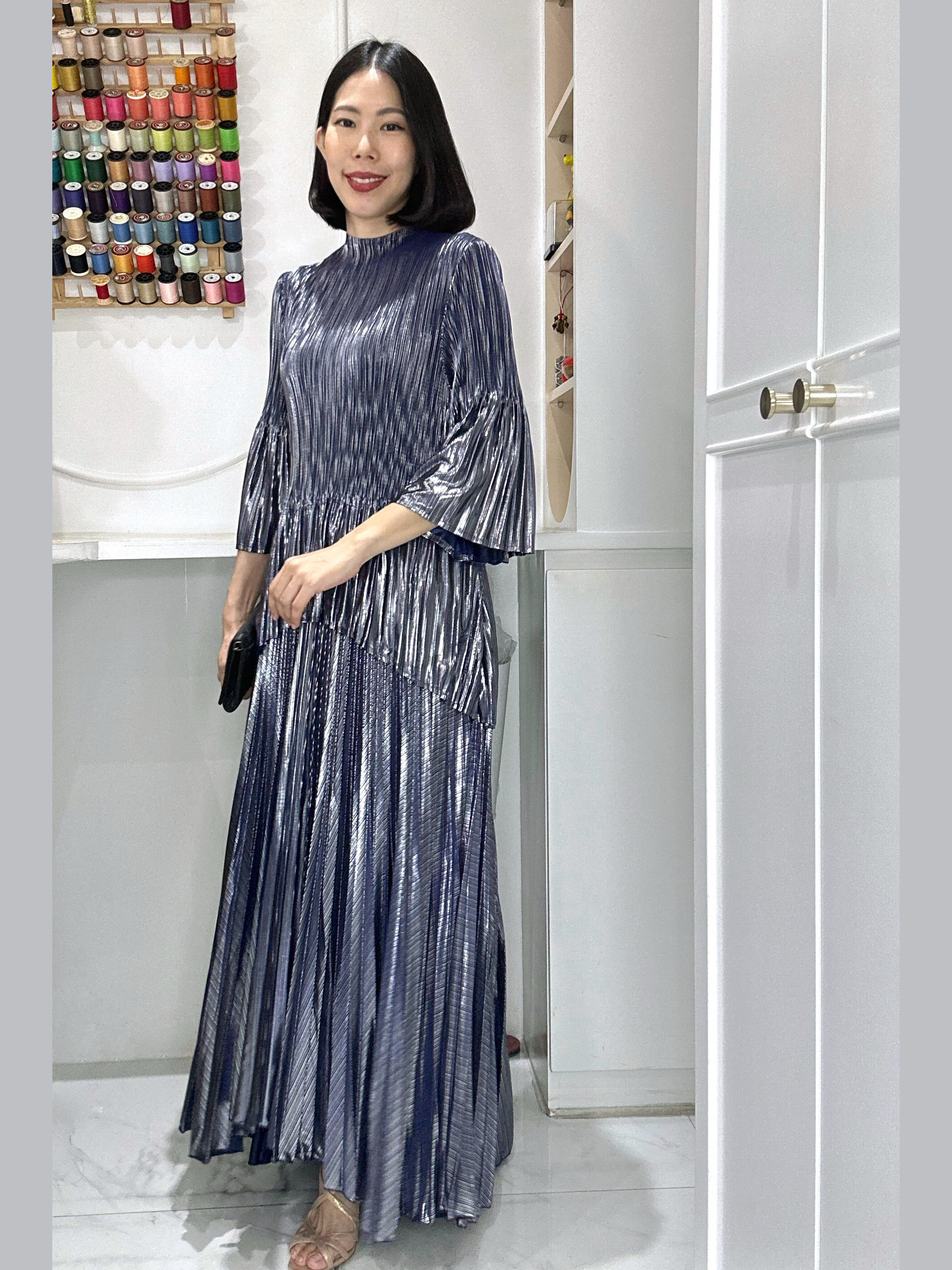 ปรับราคาลง30%!! 2MUAY รุ่น GA91028 เดรสพลีทคุณภาพ METALLIC FLARE PLEATED DRESS 5 สี FREE SIZE