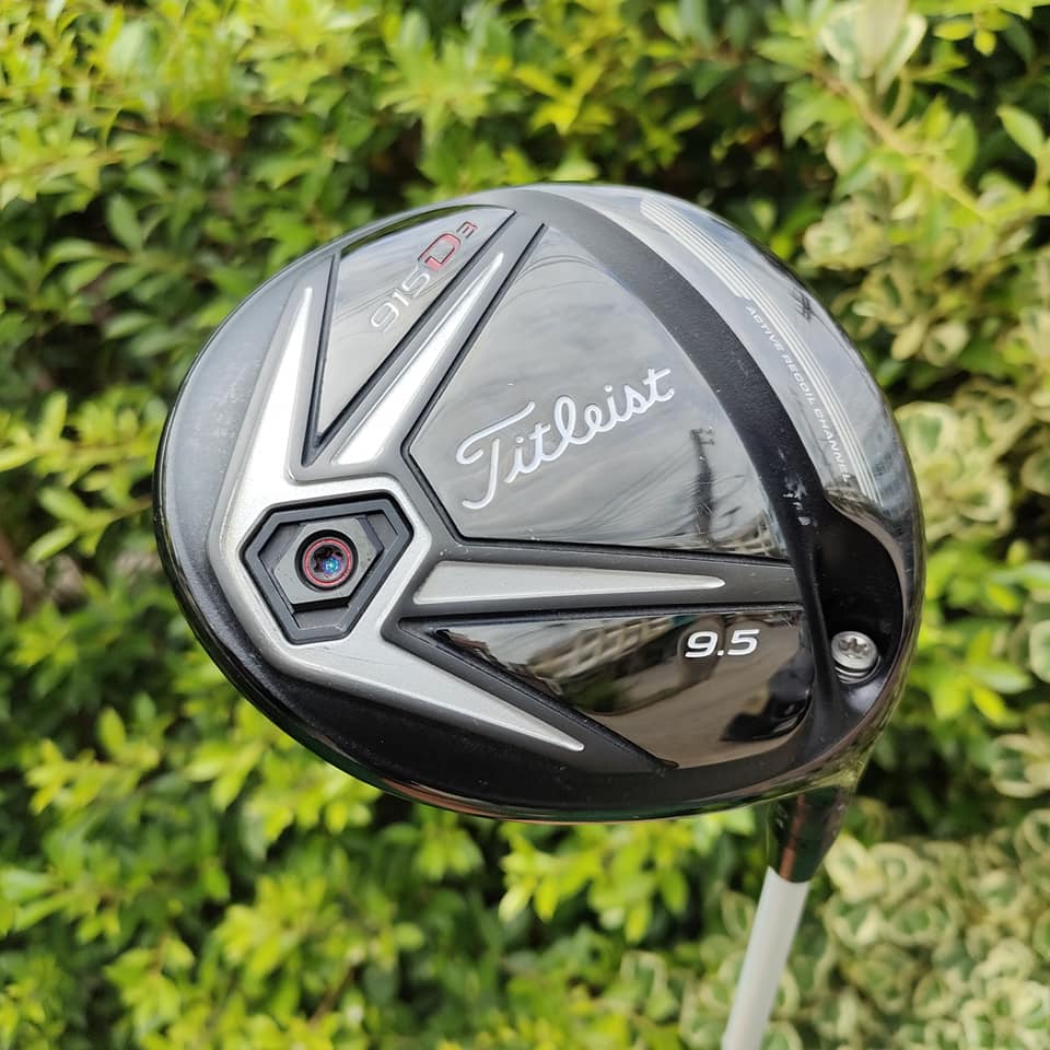 DRIVER TITLEIST 915 D3 องศา 9.5 ก้าน SPEEDER MOTORE FLEX S ตีมันส์ระเบิดเลยครับ หน้ายืดยุบมากๆ และก้าน FUJIKURA ด้วย ทั้งไกล ไขปรับได้แบบสุดๆ ตีสนุกมากครับ ราคาพิเศษสุดพลาดไม่ได้!!!