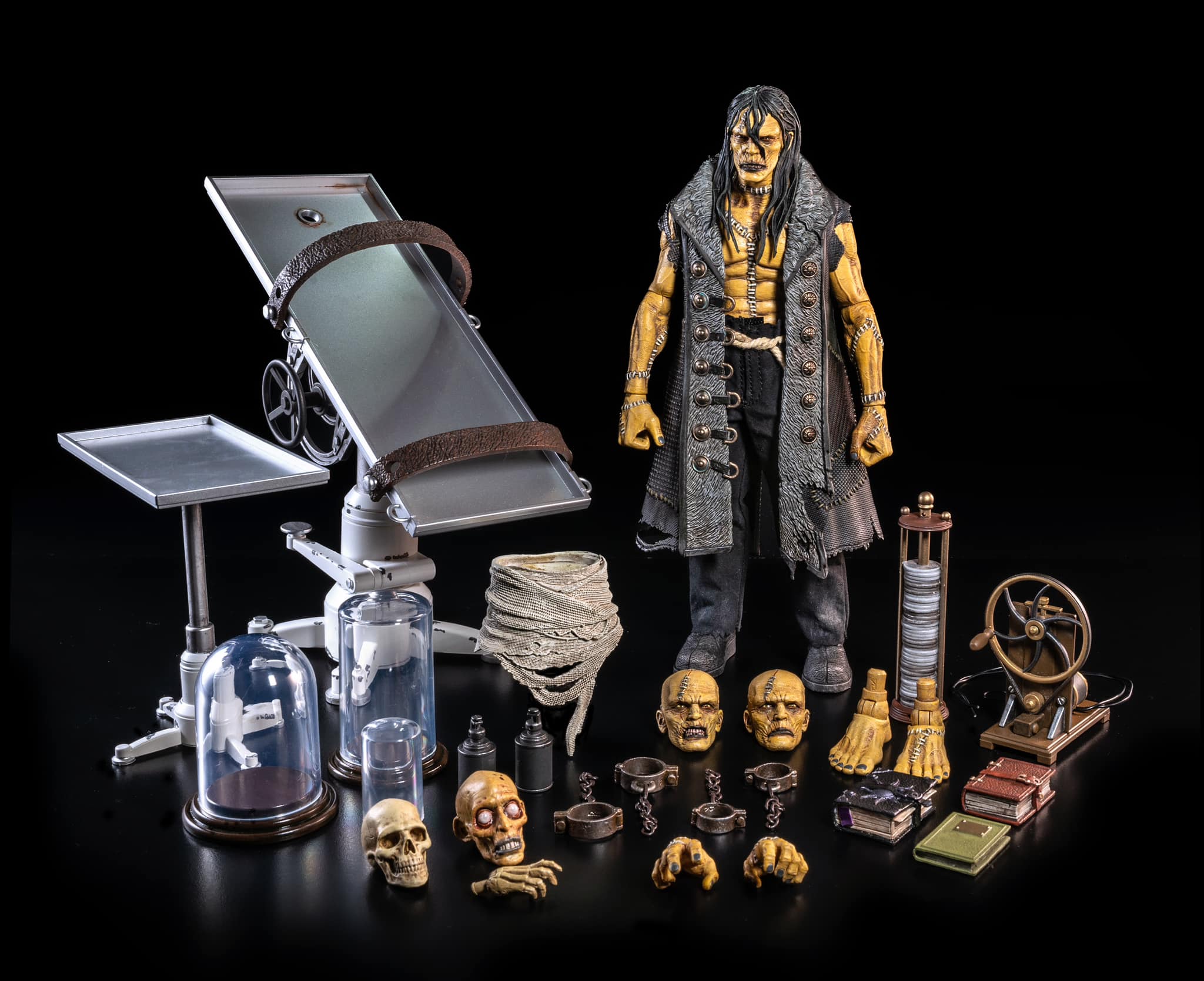 [พร้อมส่ง] Fourhorsemen : Figura Obscura - Frankenstein