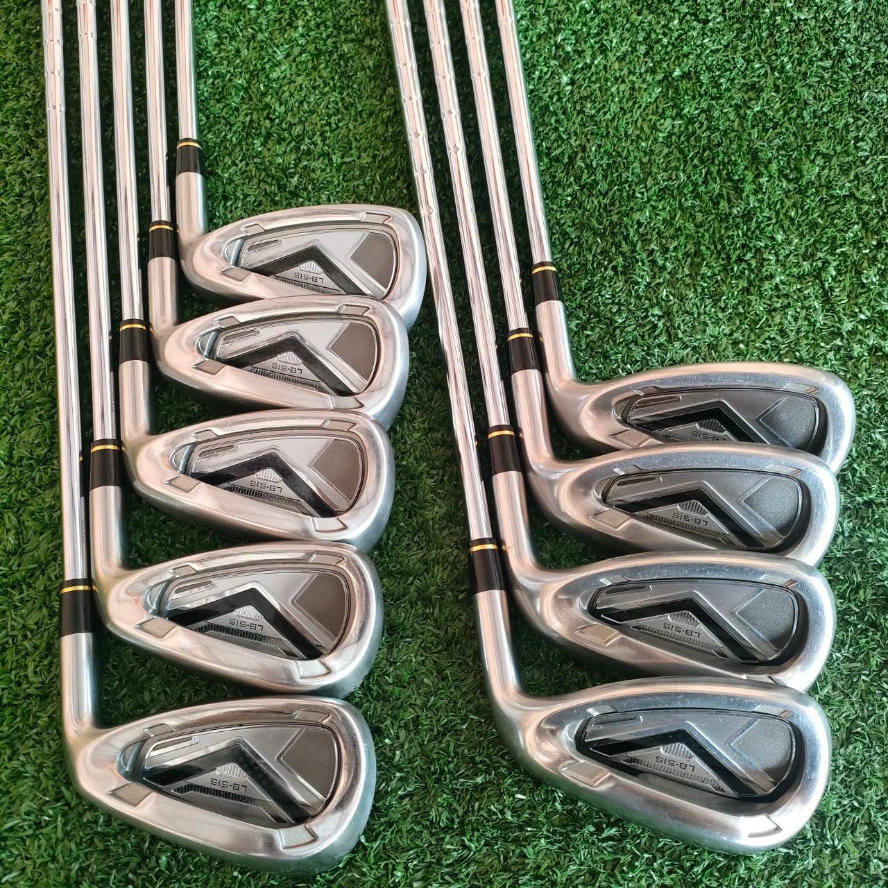 ชุดเหล็ก HONMA LB-515 มีเหล็ก 5-11 เเละ AW SW ก้าน N.S.PRO 850 GH FLEX R ชุดเหล็กหน้าเด้ง!! พรีเมี่ยมสูงสุดจาก SAKATA ก้านเหล็กสุดพรีเมี่ยม!! น้ำหนักเบาแค่ 85 กรัม ทำให้ตีง่ายมาก!! ไม้กอล์ฟมือสอง ของแท้ BY NakaraLuxurious