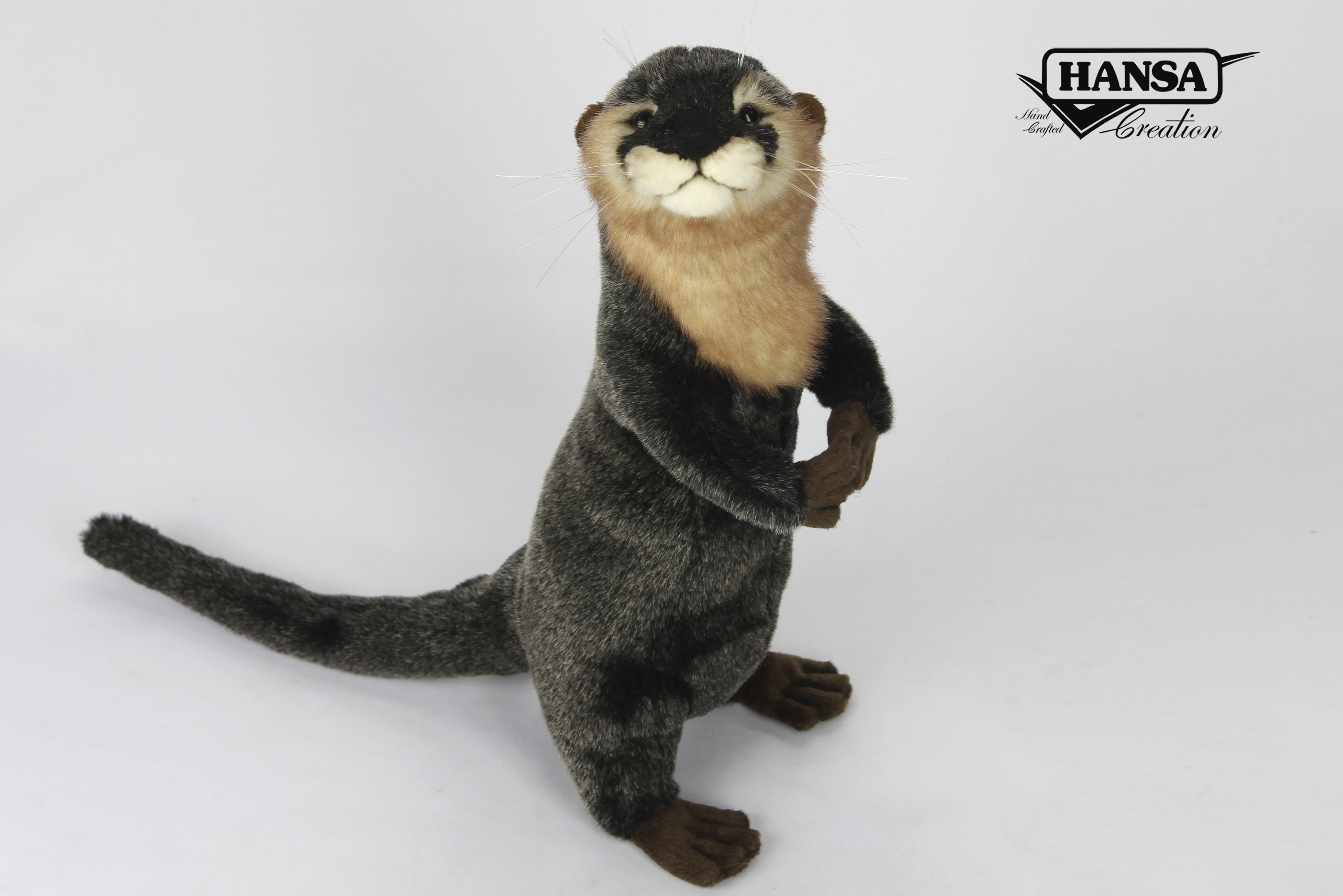 3814 Otter Standing 35 cm.H