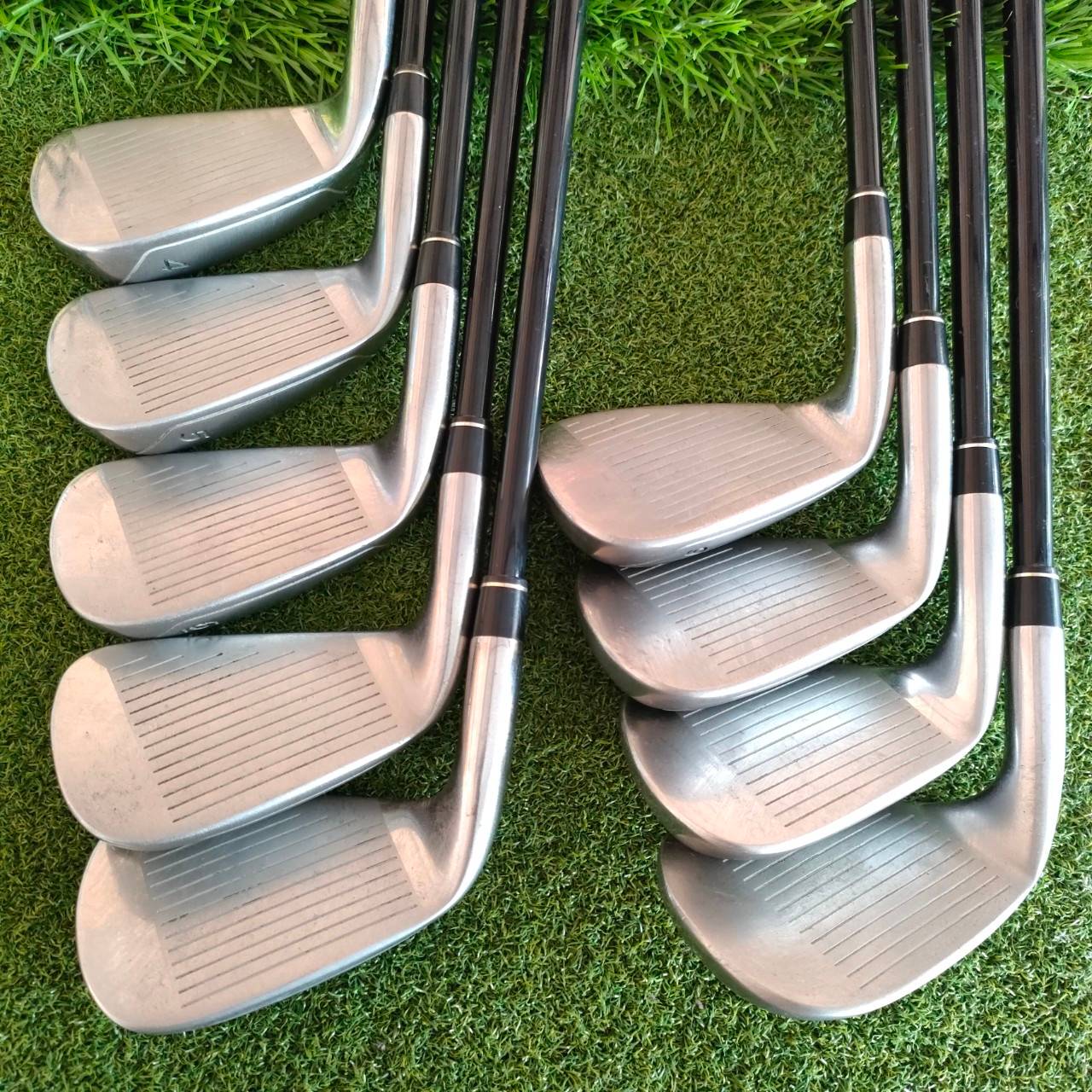 ชุดเหล็ก TAYLORMADE R11 สภาพสวยเลยครับ ก้าน FUJIKURA MOTORE FLEX R ตีดี ตีง่าย ตีไกลครับ สวยๆนานๆเข้ามา