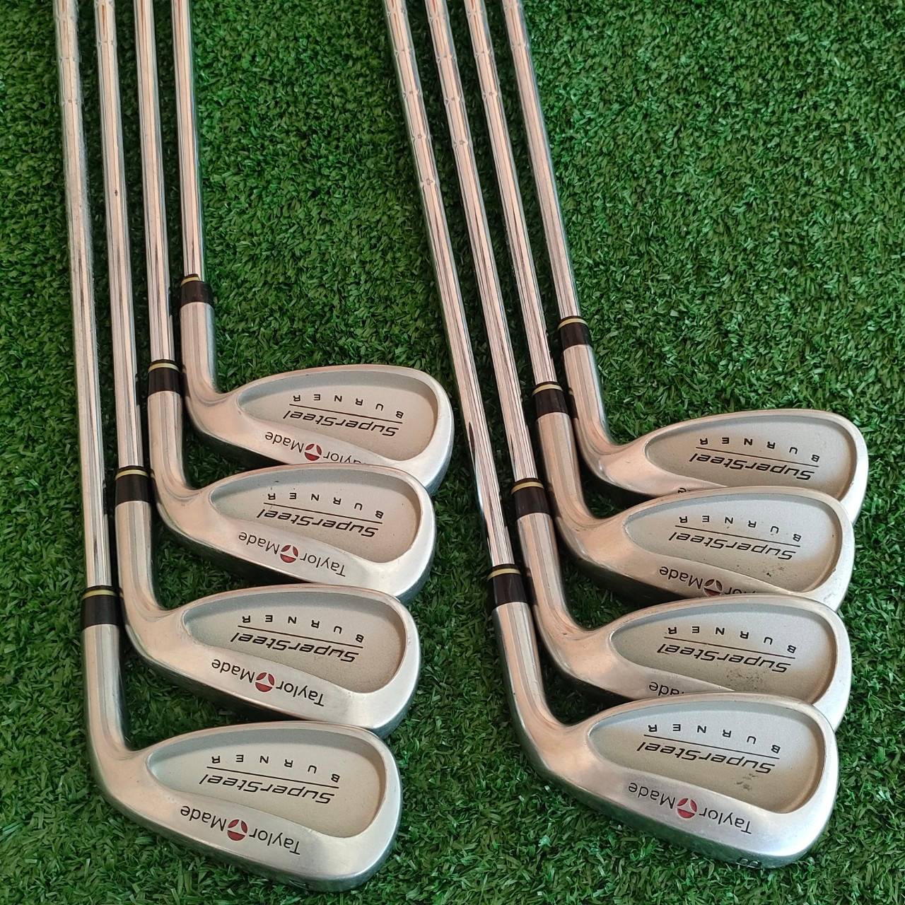 ชุดเหล็ก TAYLORMADE SUPERSTEEL BURNER มีเหล็ก 4-9 เเละ PW AW ก้าน TAYLORMADE FLEX S เหล็กคุณภาพสูงมาก Taylormade ของแท้ดั่งเดิม วัสดุแบบใส่เต็มๆ สภาพสวยมาก ตีง่ายมาก และระยะดีมากๆครับ
