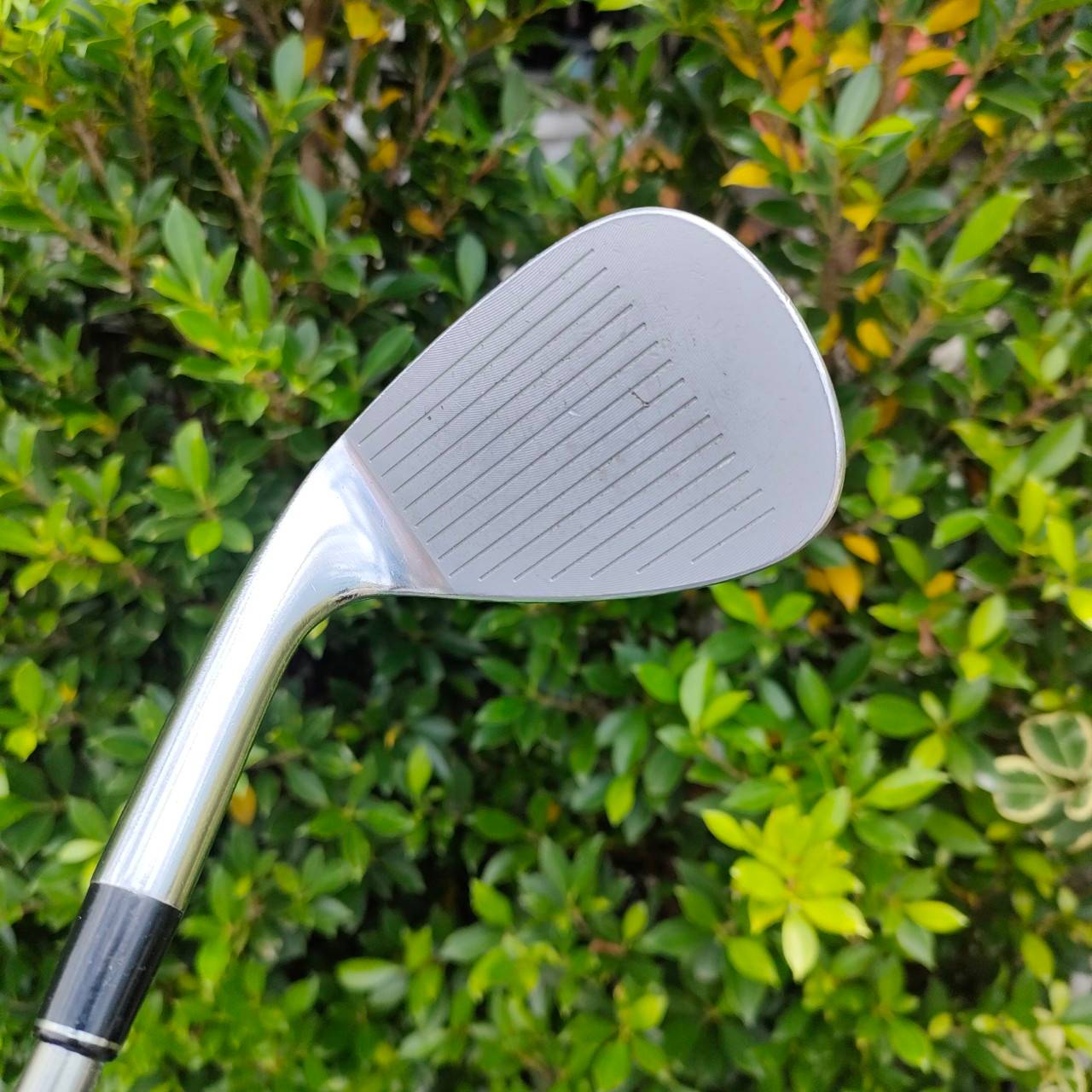 WEDGE HONMA TOUR WORLD FORGED องศา 52 ก้าน VIZARD IB 105 W FLEX VIZARD เป็นก้านพรีเมี่ยมในตระกูล TW ของแบรนด์ HONMA Flex ตัวนี้ทำมา สำหรับ WEDGE โดยเฉพาะ