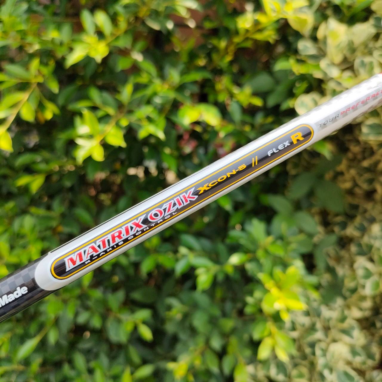 DRIVER TAYLORMADE r7 LIMITED องศา 10.5 ก้าน MATRIX OZIK XCON-5 FLEX R ตัว LIMITED ตีไกลพิเศษ เน้นตีแบบสบายๆ ก้านดีมากๆ วงสวิงไม่ต้องแรง ก็ไกลแบบจัดๆ สามเหลี่ยมออกด้านหลัง ทำให้ตีไกล ไกลกว่า CGB MAX เยอะเลยครับ