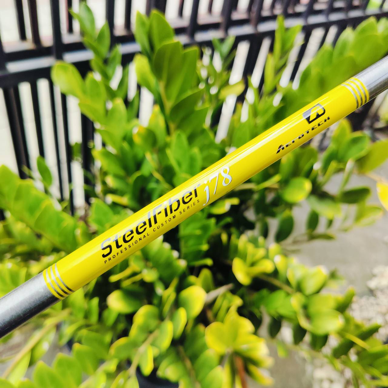 เหล็กไฮบริด SRIXON ZU85 เป็น U4 องศา 23 FORGED เป็นเหล็กยาวกึ่งไฮบริด ตีแม่น สปินจัด ตีง่ายเหมือนไฮบริด แต่ตีแม่นยำ ตกหยุด ไม้กอล์ฟพรีเมี่ยมญี่ปุ่นมือสอง By NakaraLuxurious ไม้กอล์ฟพรีเมี่ยมญี่ปุ่นมือสอง By NakaraLuxurious