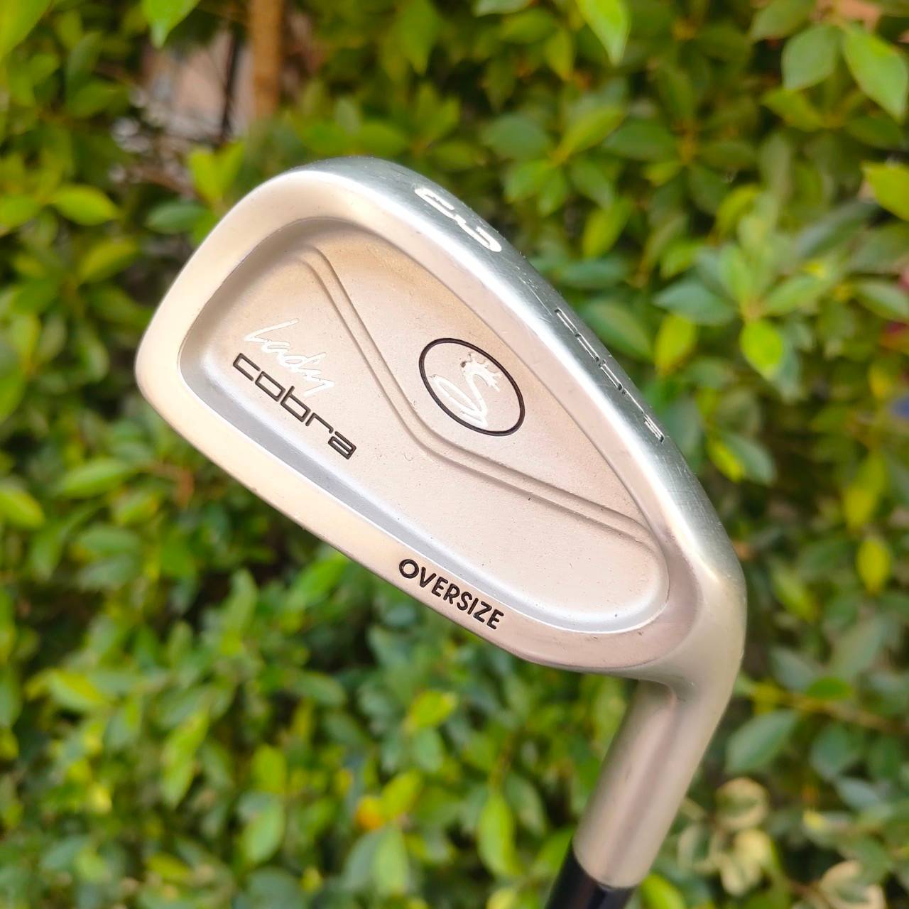 ** ไม้กอล์ฟสำหรับผู้หญิง ** ชุดเหล็ก KING COBRA OVERSIZE มีเหล็ก 3-9 เเละ PW SW ก้าน COBRA FLEX LADY ชุด COBRA เป็นชุดที่ตีง่ายมาก ไม้กอล์ฟมือสอง ของแท้ BY NakaraLuxurious