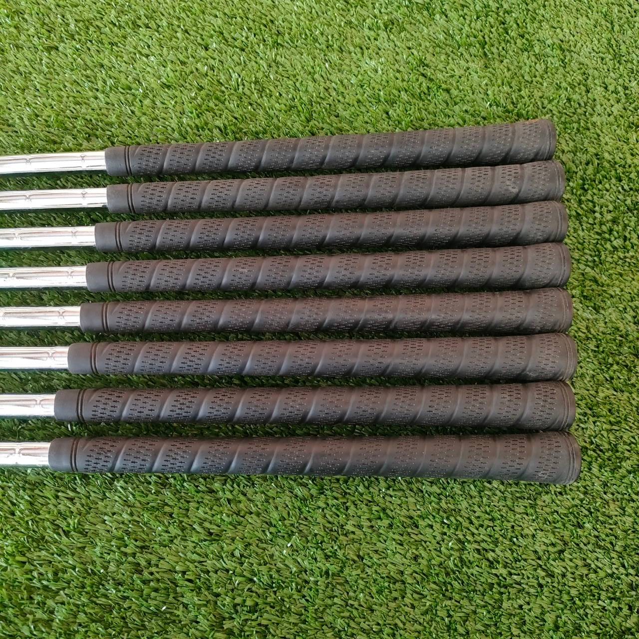 ชุดเหล็ก MAXFLI REVOLUTION มีเหล็ก 3-9 เเละ PW ก้าน DYNAMIC GOLD R300