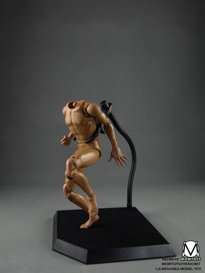[สั่งจอง]MOMTOYS 1/6 NO.M010 serpentine-Metal hose platform support