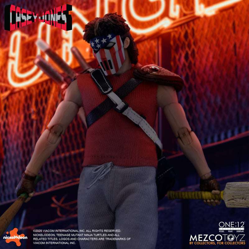 [สั่งจอง]Mezco Toyz 1/12 : Casey Jones