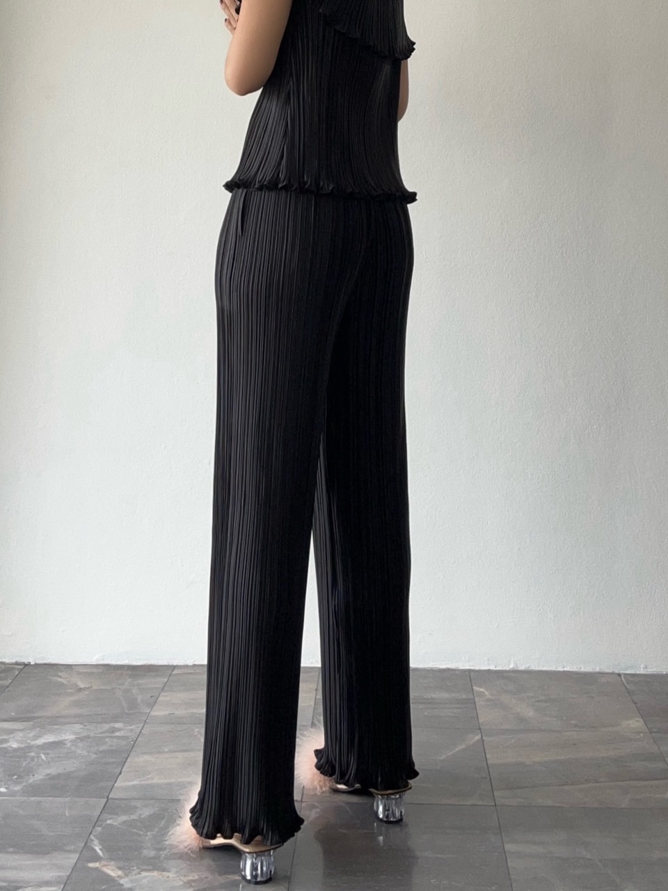 ปรับราคาลง20%!! ยาว 38.5นิ้ว! 2MUAY รุ่น GJO10106-9 กางเกงพลีทคุณภาพ STRAIGHT LEG METALLIC PLEATED PANTS 4สี FREE SIZE