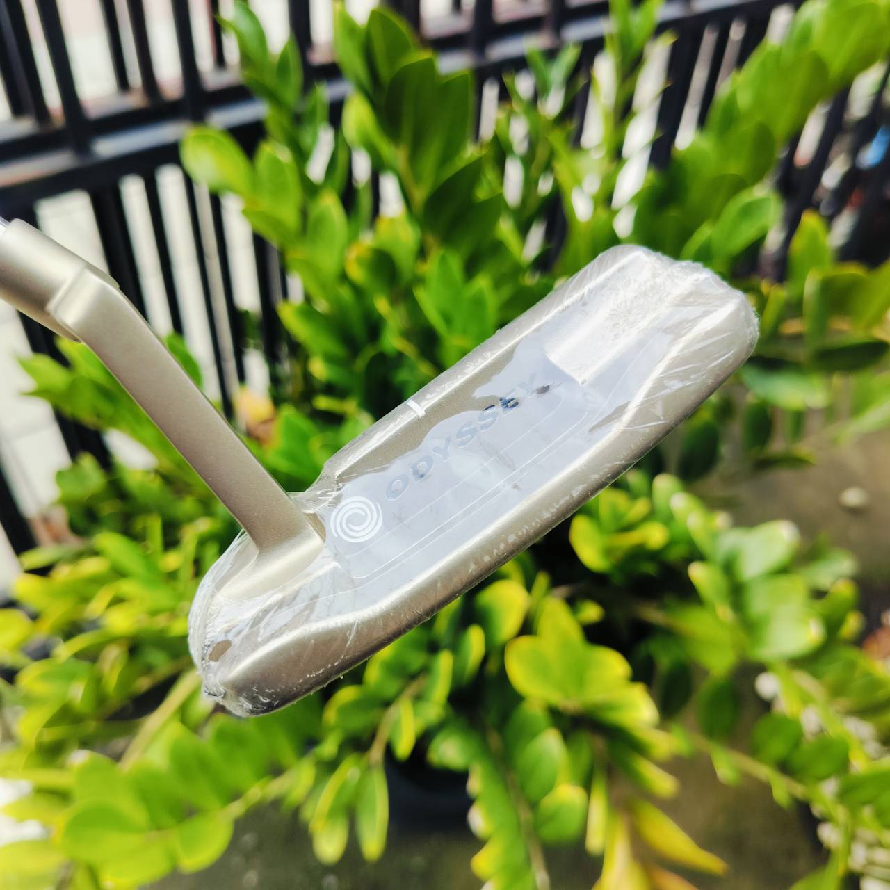 PUTTER ODYSSEY WHITE HOT TOUR #1 ของใหม่มือหนึ่ง ลดล้างสต๊อค!!! ยาว 34 นิ้ว เบอร์ 1 ทรงมาตรฐาน สตูดิโอ น้ำหนักดีมากๆ ไม้กอล์ฟพรีเมี่ยมญี่ปุ่นมือสอง ของแท้ By NakaraLuxurious