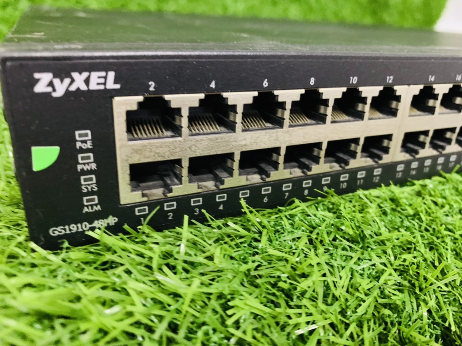 สวิตซ์ ZyXEL GS1910-48HP 48-Port GbE Smart Managed PoE+ Switch สินค้ามีประกัน