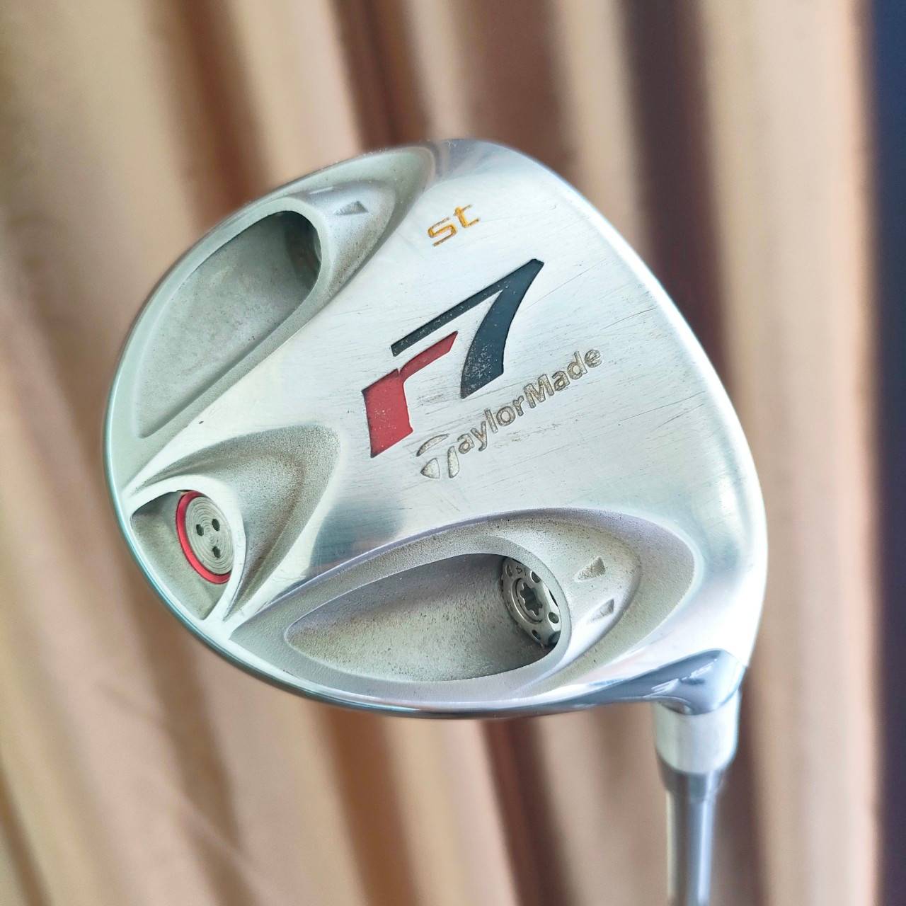 FW 3 TAYLORMADE r7 ST องศา 15 ก้าน RE*AX PLUS FLEX R หัวแบนตีง่ายมาก และเป็นรุ่นที่ มีหมุดถึงสามหมุด หมุดบล๊านซ์ส่งพลัง