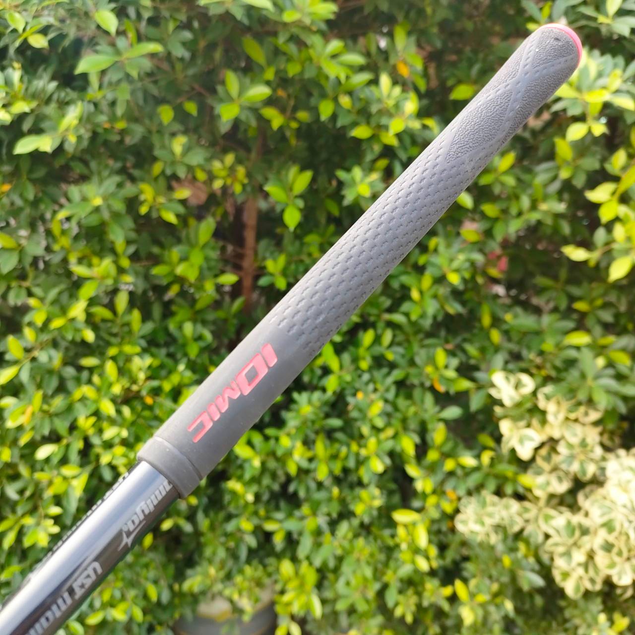 DRIVER TAYLORMADE SIM FADE องศา 9 ก้าน MAMIYA ATTAS PUNCH ซิม SHAPE IN MOTION (SIM) หัวไม้รุ่นใหม่ที่ TaylorMade Golfไม้กอล์ฟมือสอง ของแท้ BY NakaraLuxurious