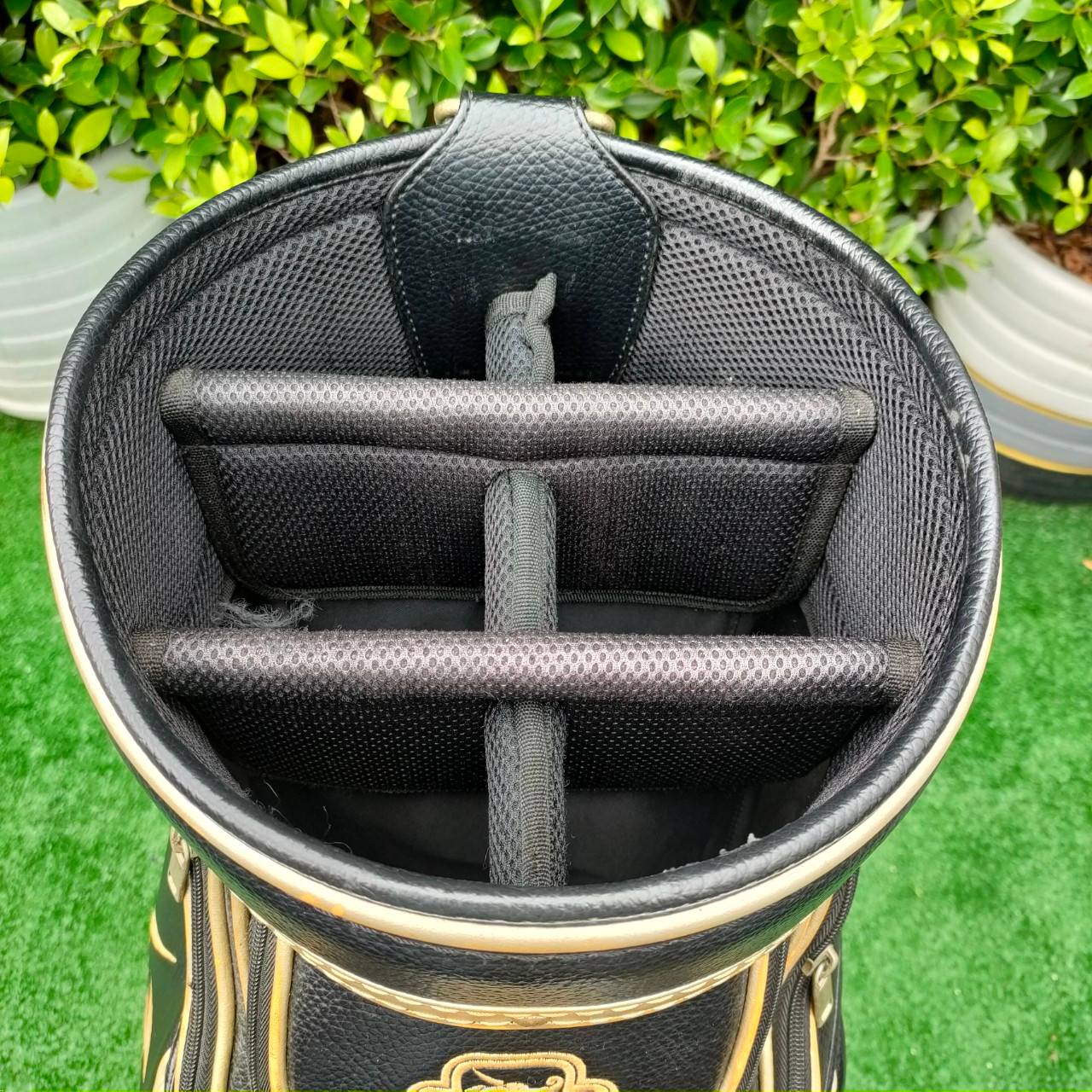 ถุงกอล์ฟ SAMURAI -DRAGON มือสอง ของแท้ ถุง Tour 9 นิ้ว ใบกำลังดีไม่เทอะทะ ลายสวยมาก