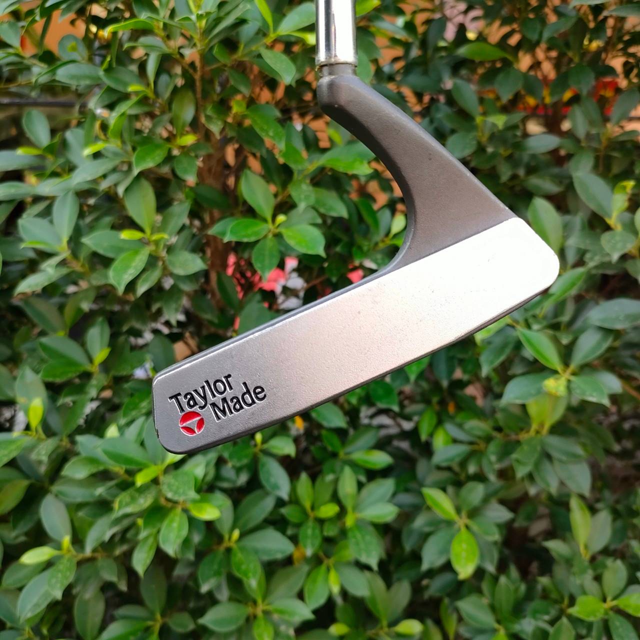 PUTTER TAYLORMADE PATENT-PENDING ความยาว 34 นิ้ว รูปทรงเป็นเอกลักษณ์ สามเหลี่ยมช่วยชดเชย